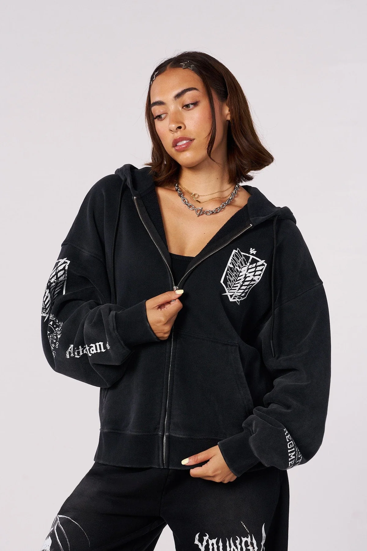 5138 - Aot© X Yla Zip-up Hoodies