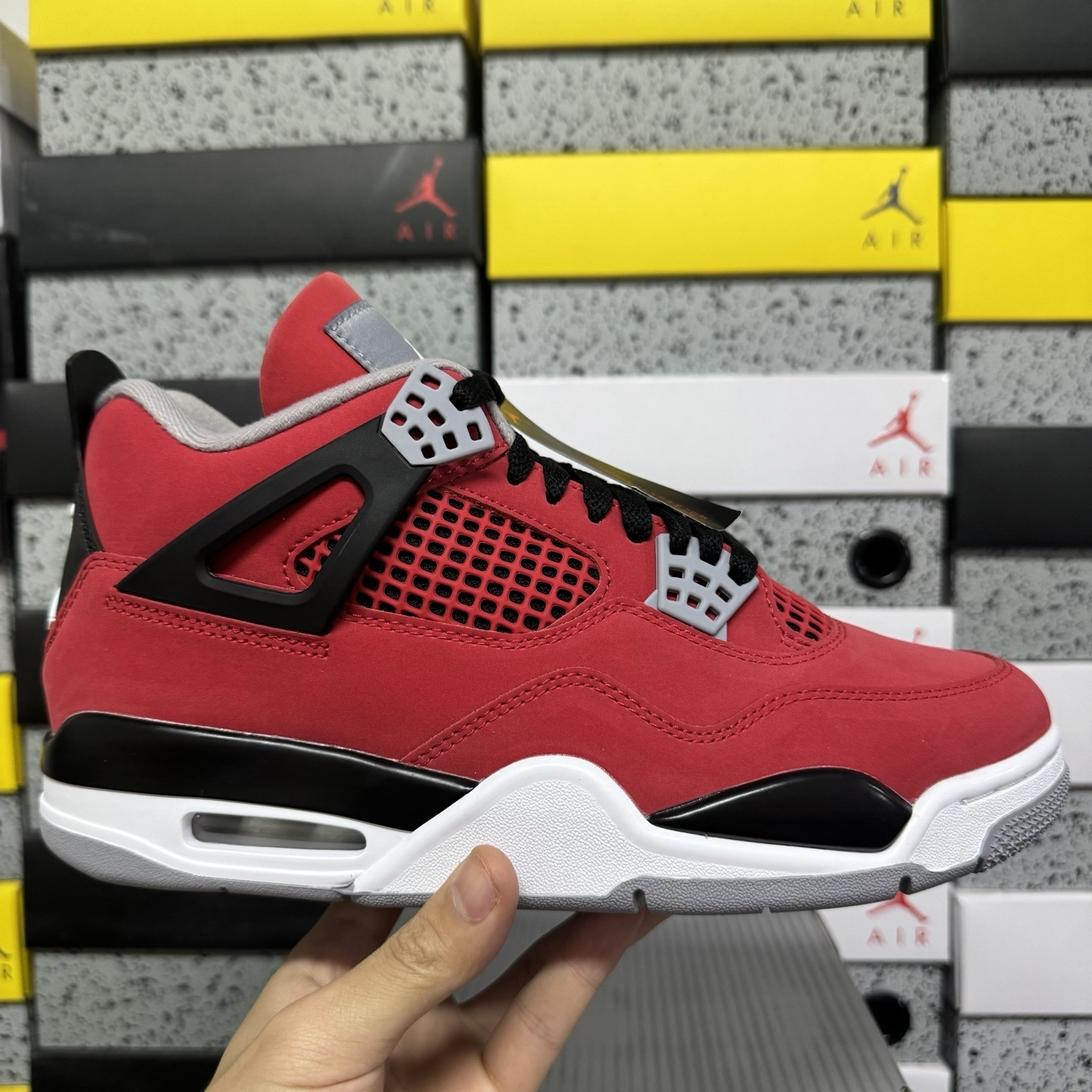 Air Jordan 4 Retro 'Toro Bravo'