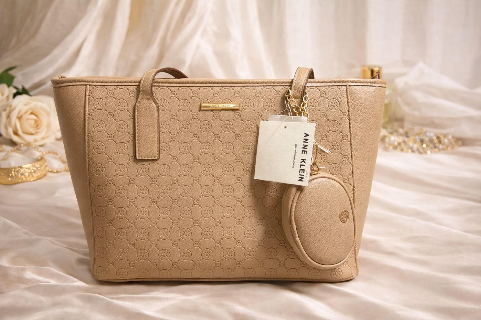 Anne Klein - Cartera Grande Tote Beige