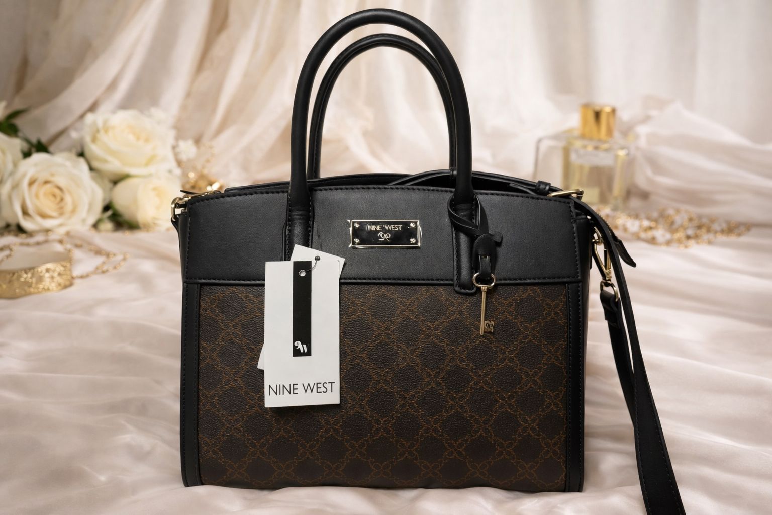Nine West - Cartera Mediana