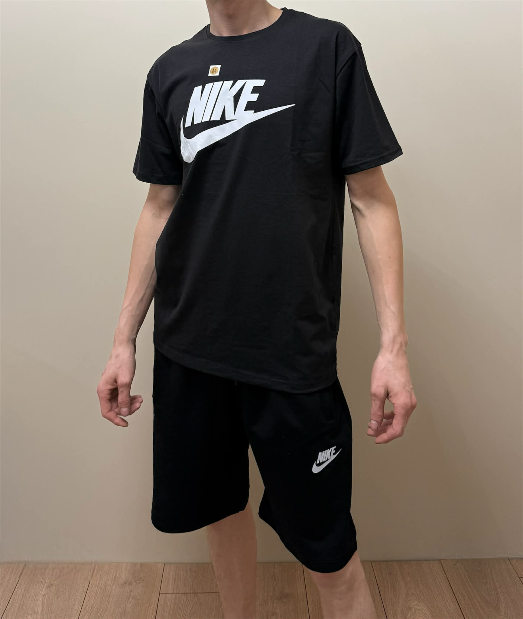 Vyriškas laisvalaikio komplektas – marškinėliai, kelnės ir šortai