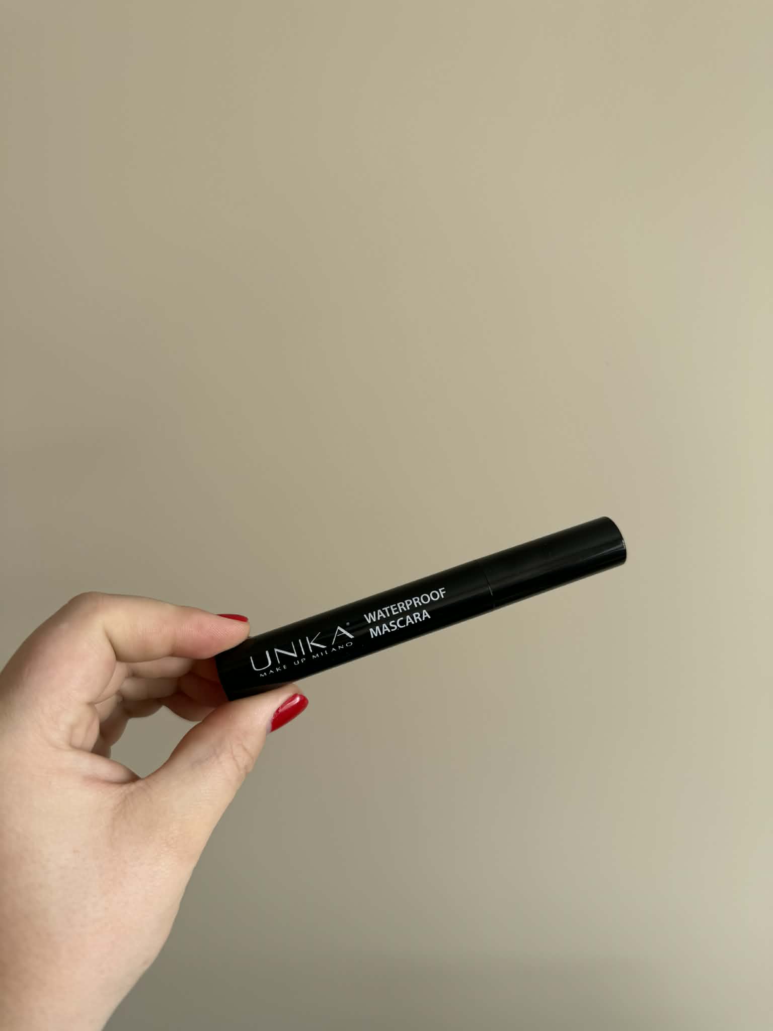 PRO vandeniui atsparus blakstienų tušas – 10 ml