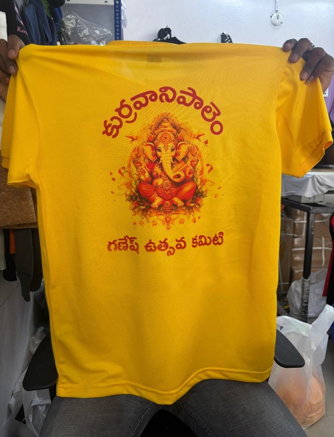 Custom collar t-shirts