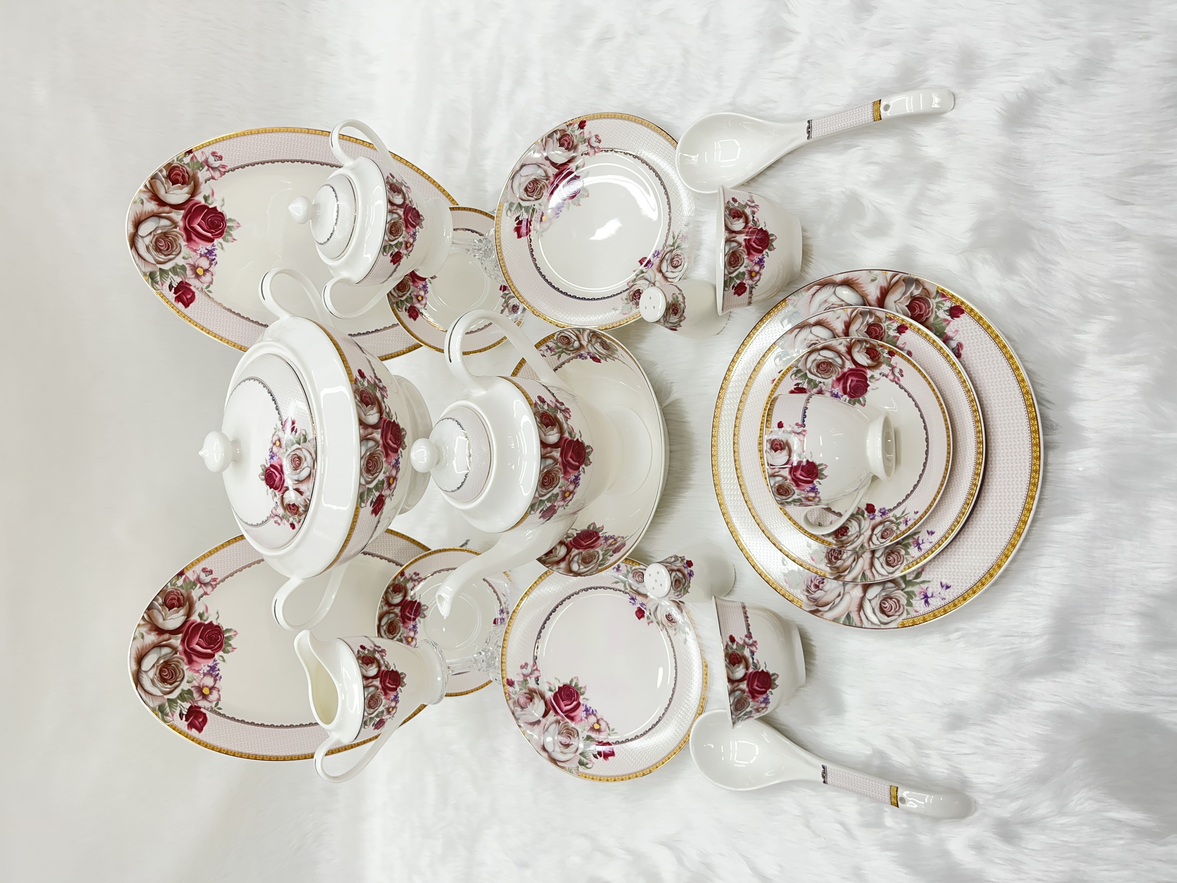 Porcelain Dinnerware Set