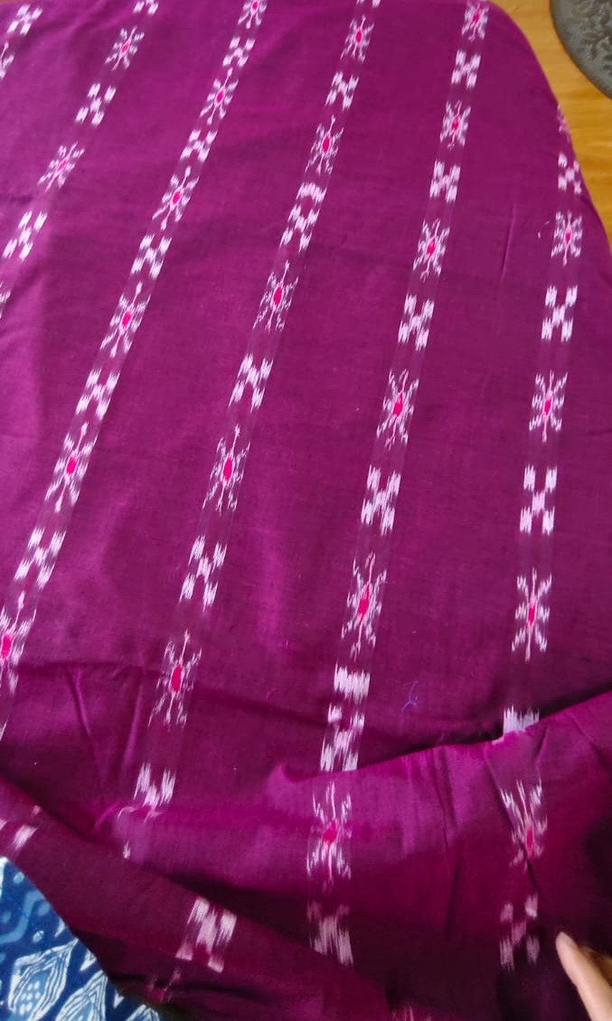 Classic Pashapali - Maroon & Magenta Threads with Sheen Effect
