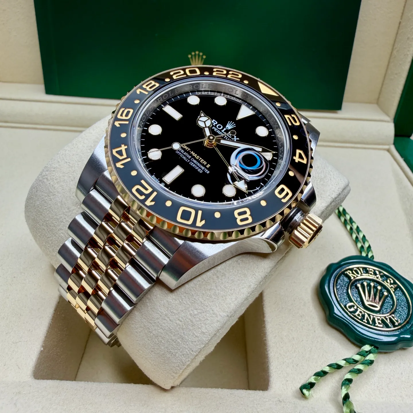 Rolex GMT-MASTER II "Zombie"