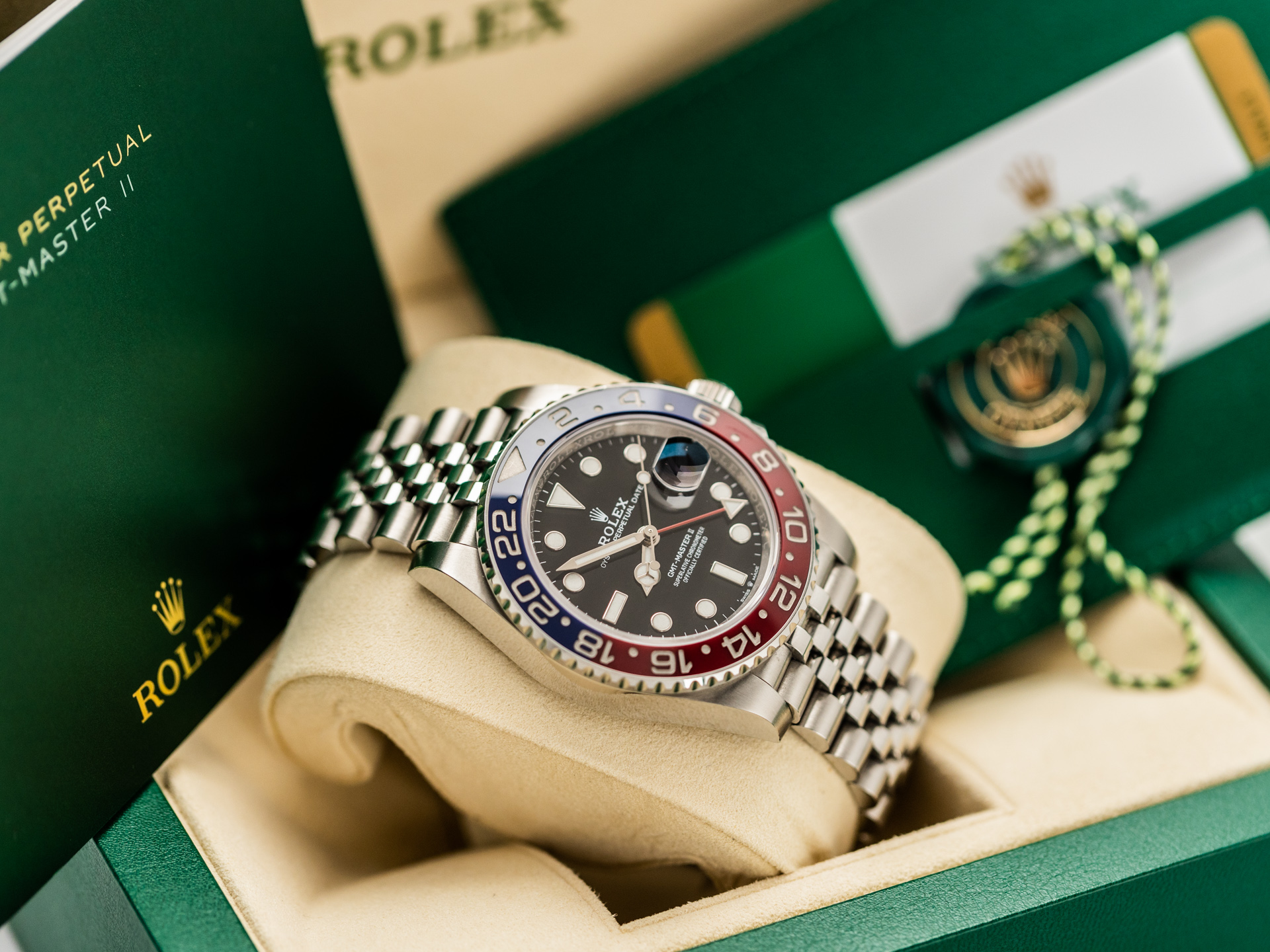 rolex GMT-MASTER II "Pepsi" jubilee