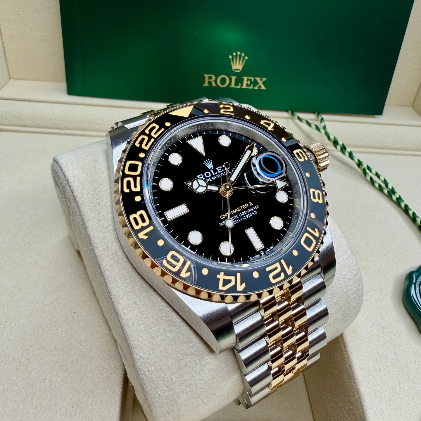 Rolex GMT-MASTER II "Zombie"