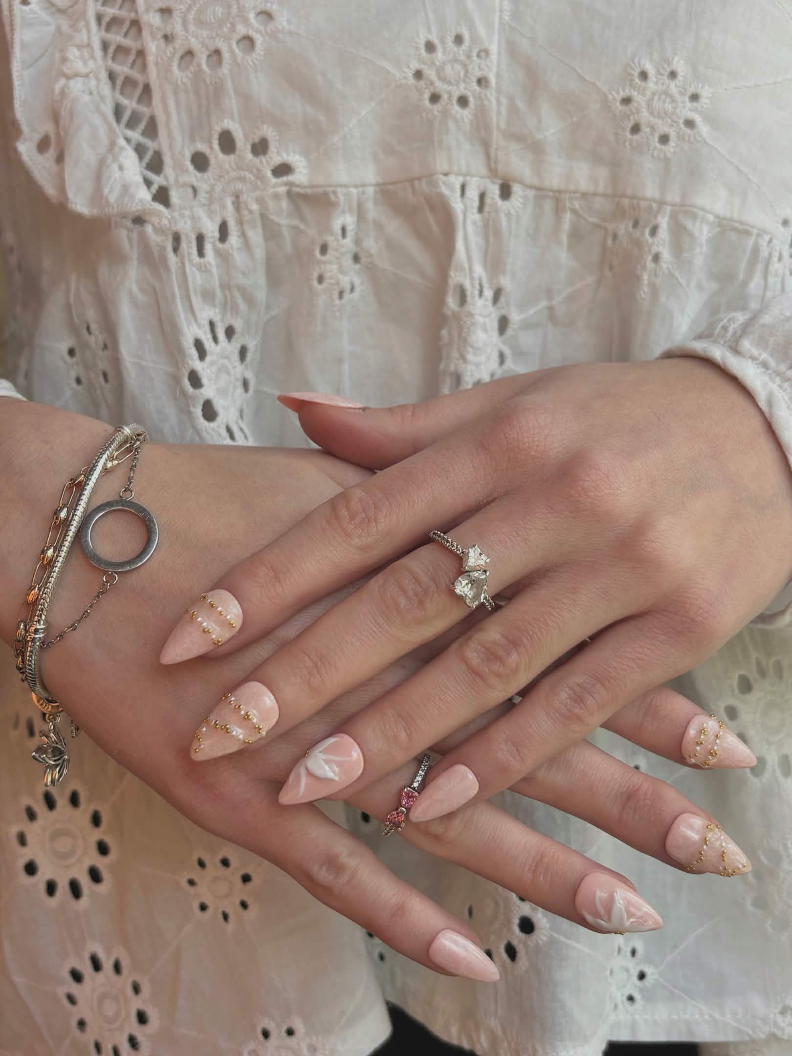 Press on nails “Blush Elegance”