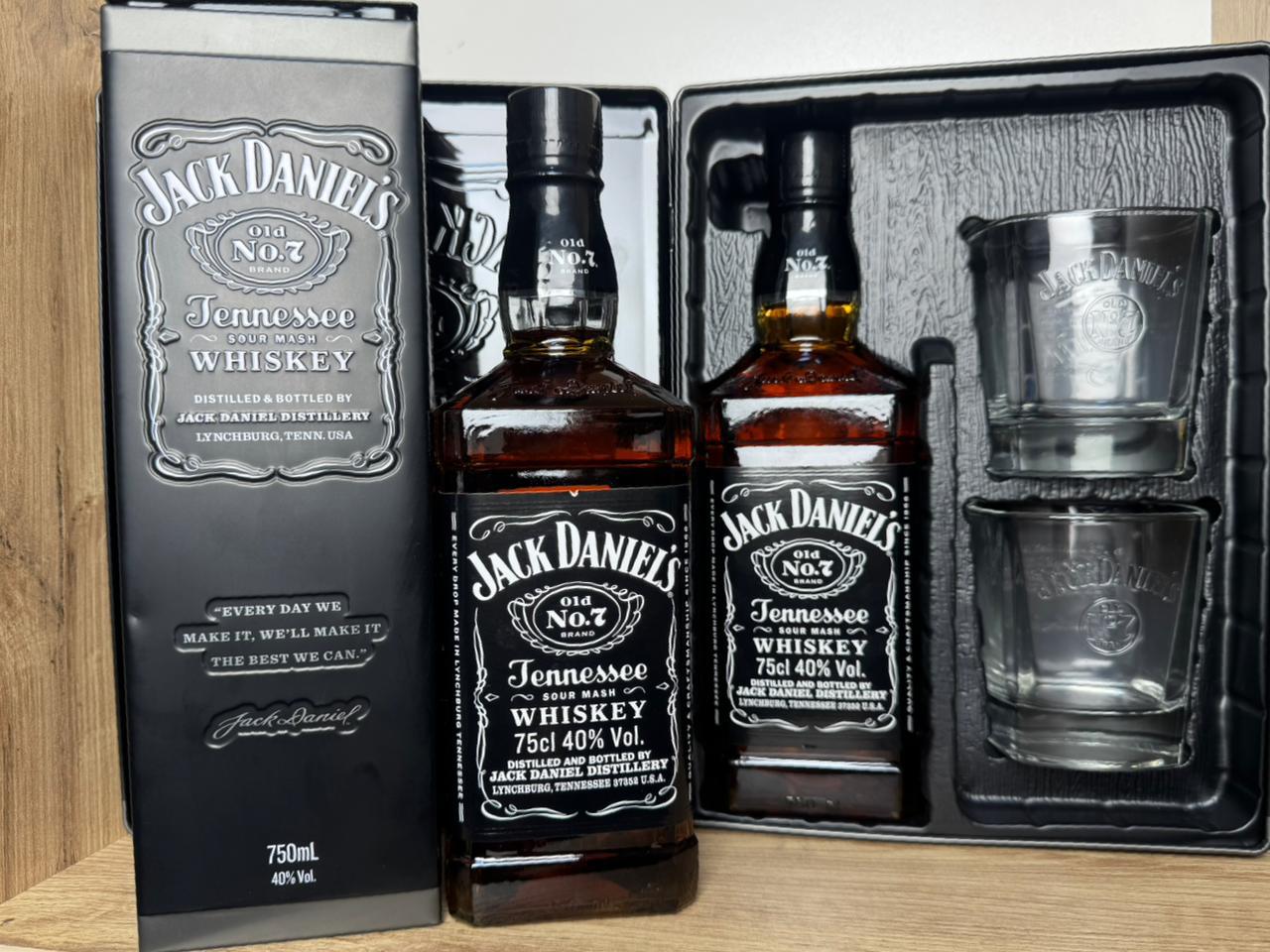 Jack Daniel's Old No. 7 Tennessee Whiskey Tin Box