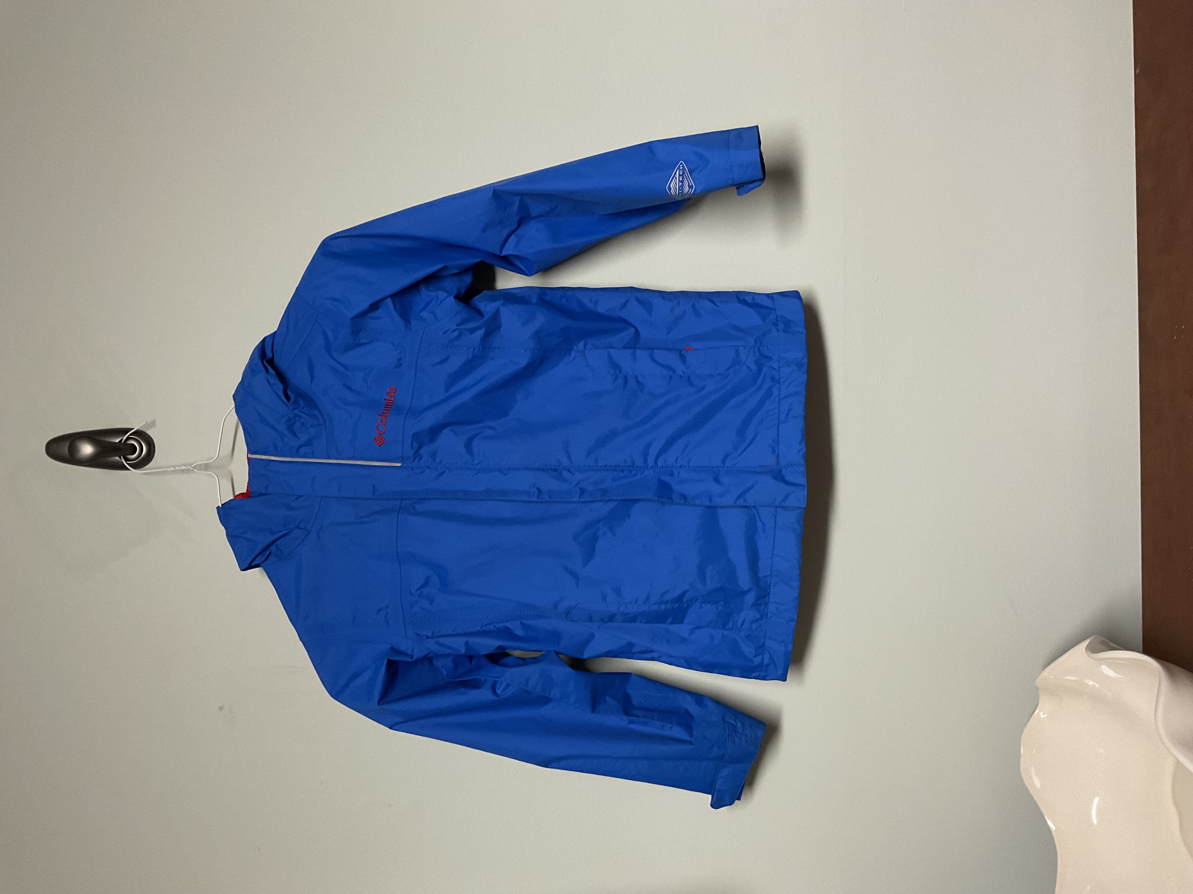 Blue/red Columbia hooded windbreaker 