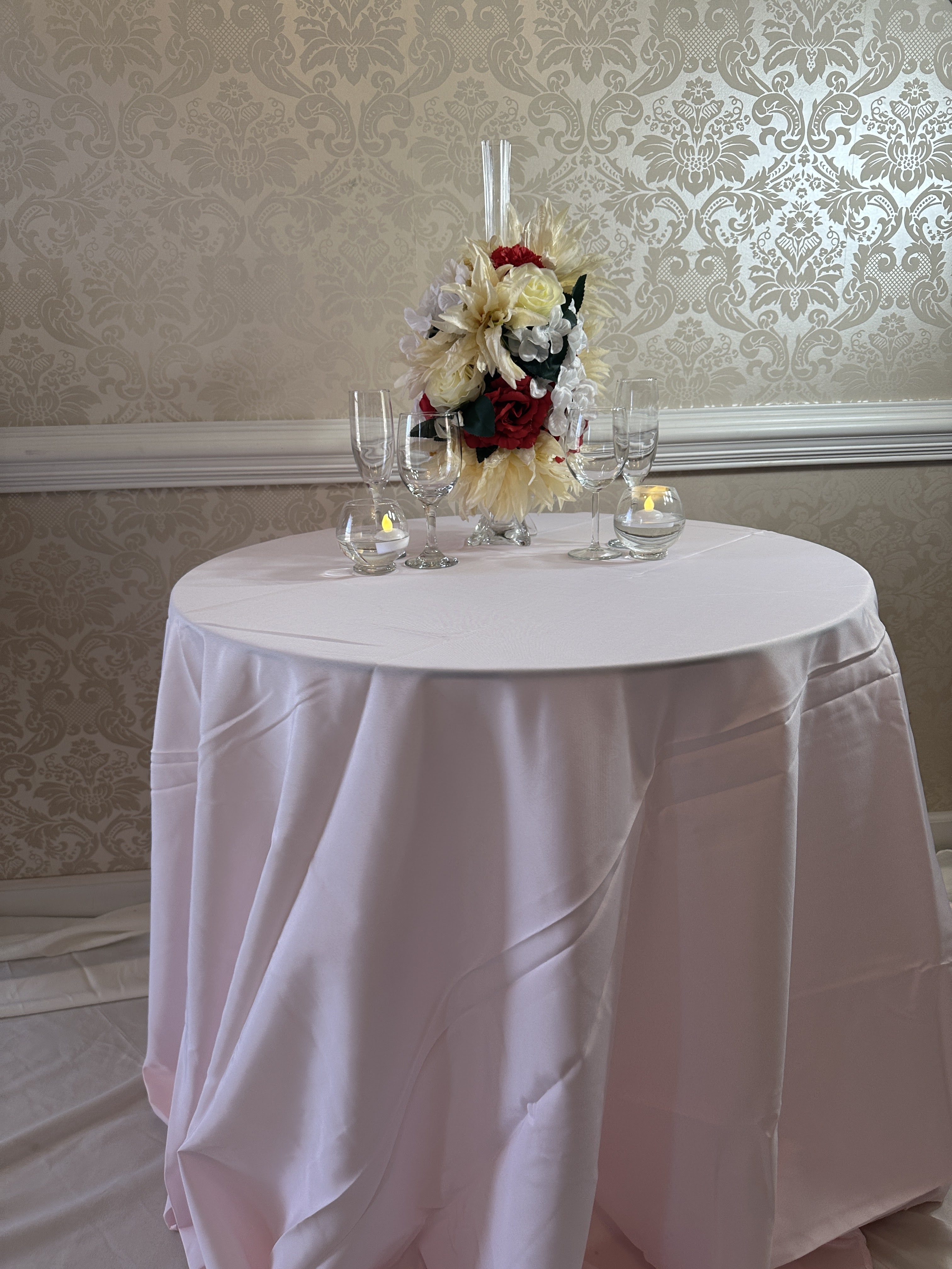 Pink Table Linen-120r