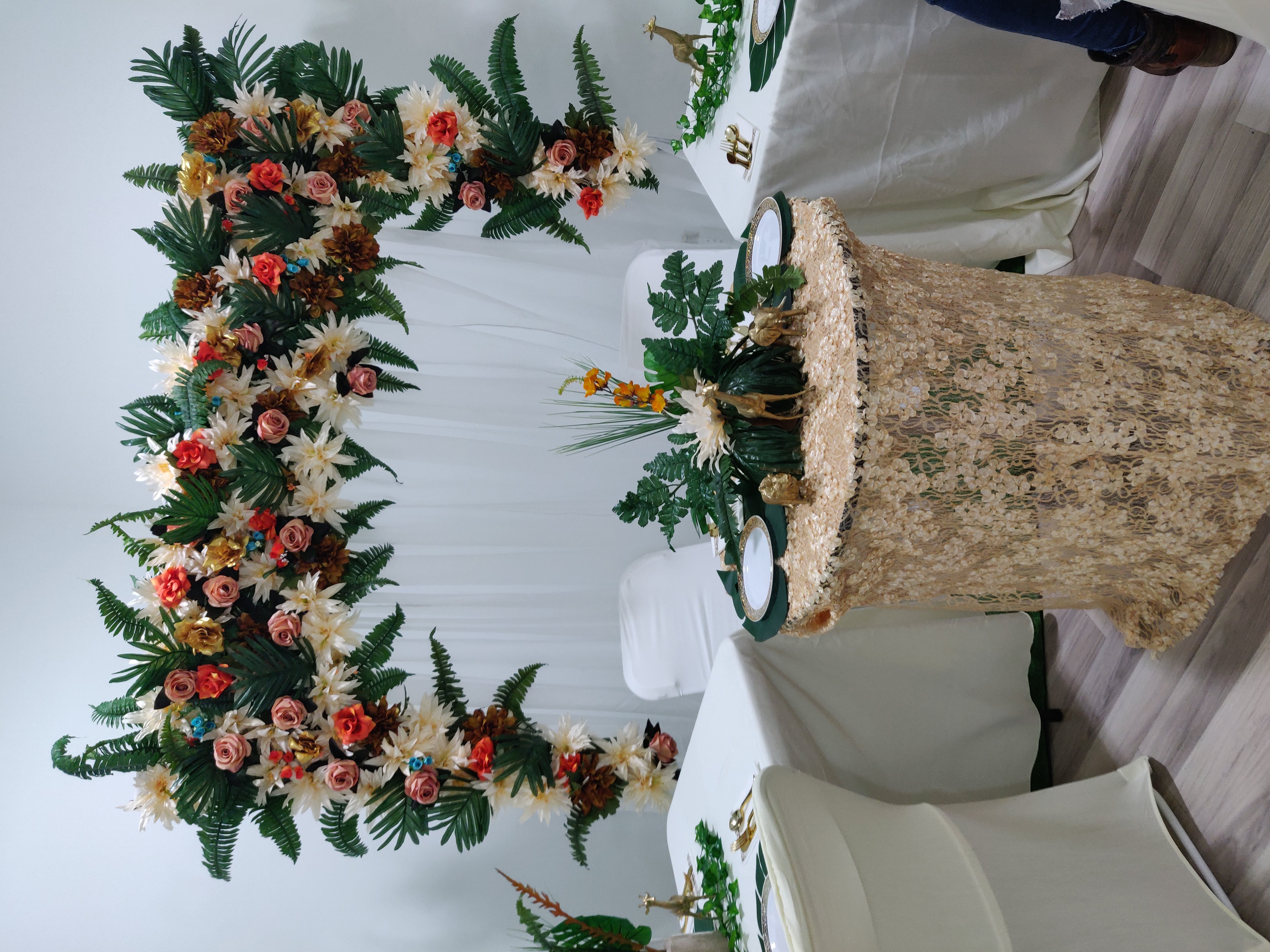 Safari Animal Figurine