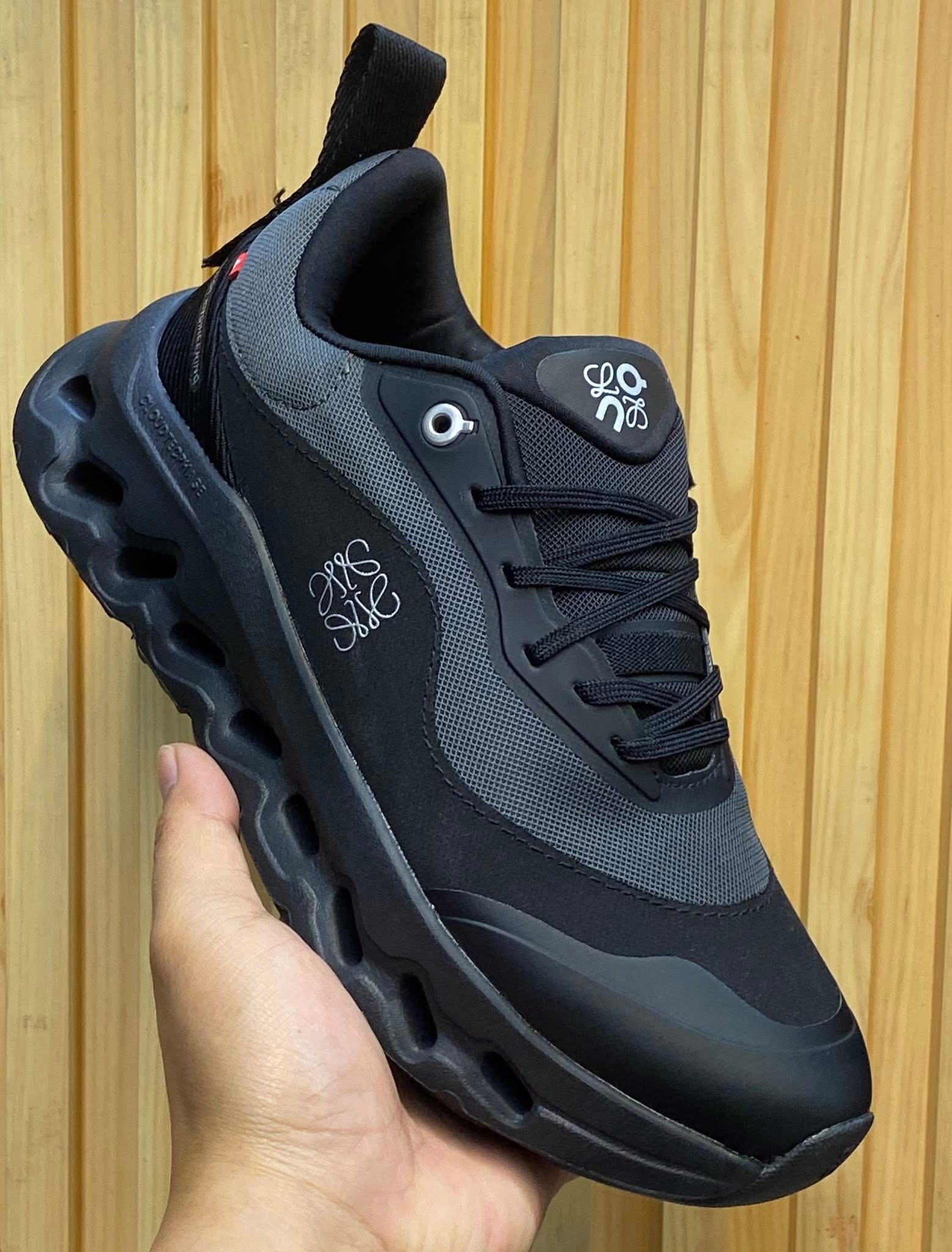 On x Loewe Cloudtilt 2 All black Sneakers