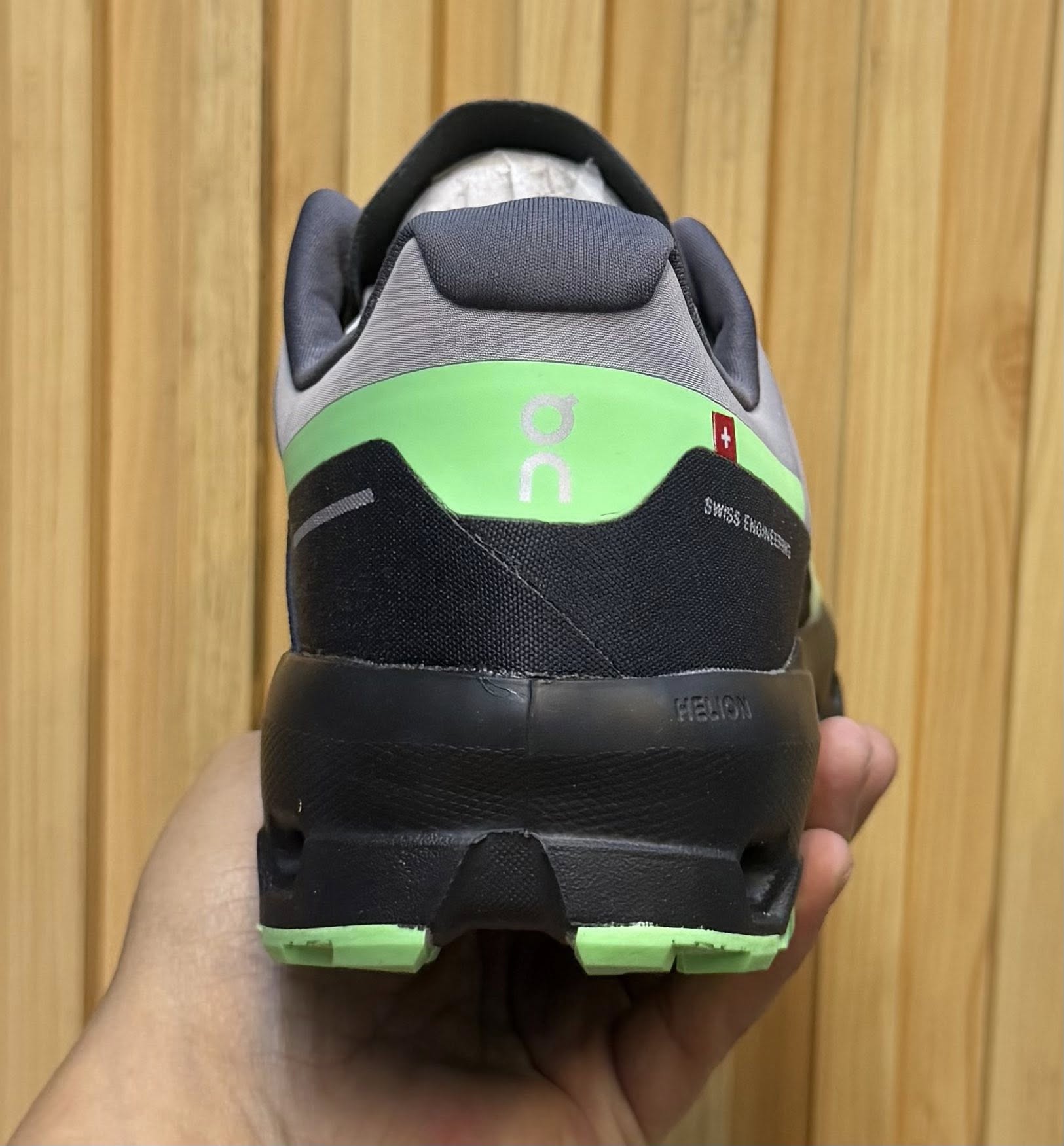 On Cloudvista 2 light gray Sneakers