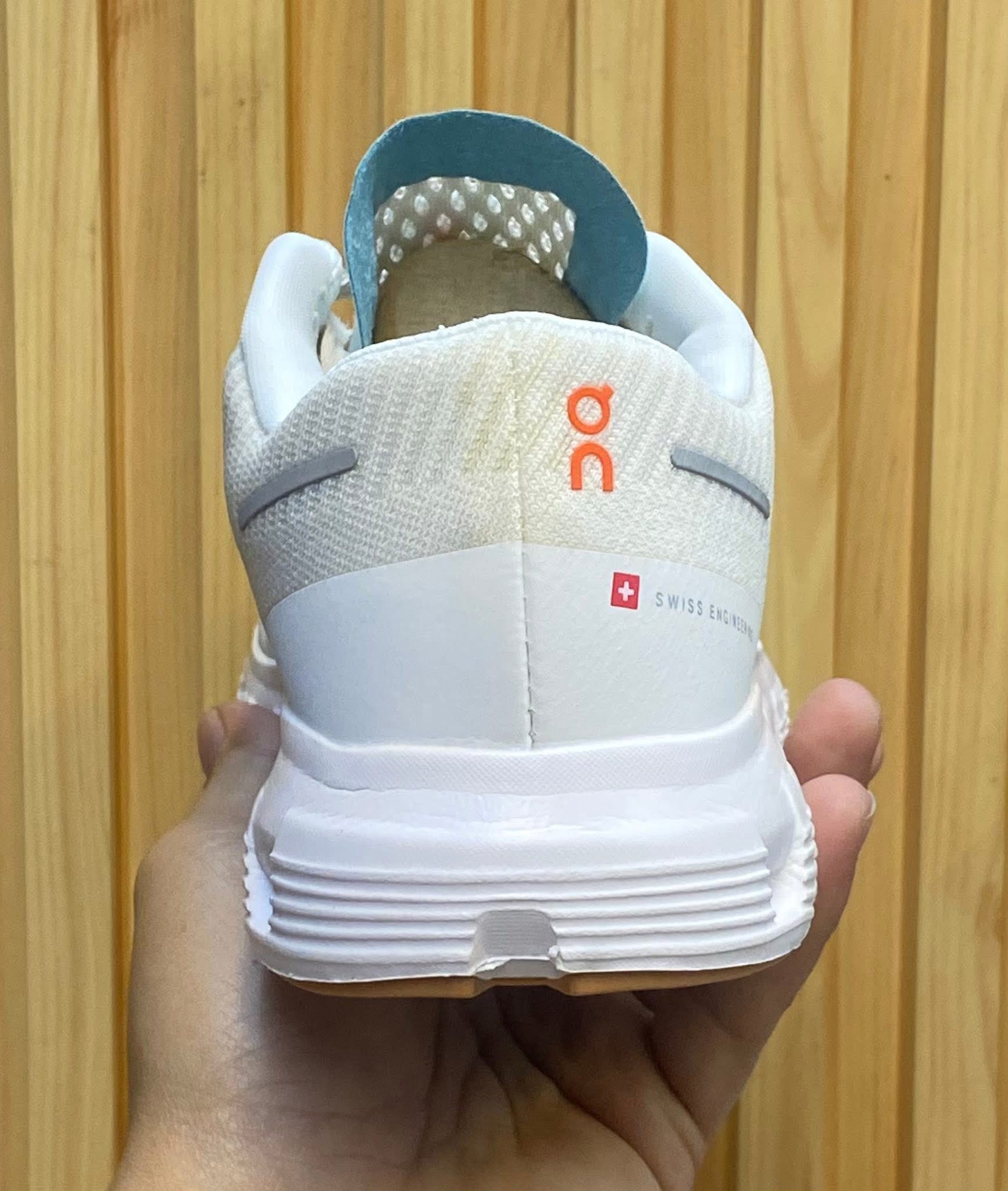 On Cloud 6 white light blue Sneakers