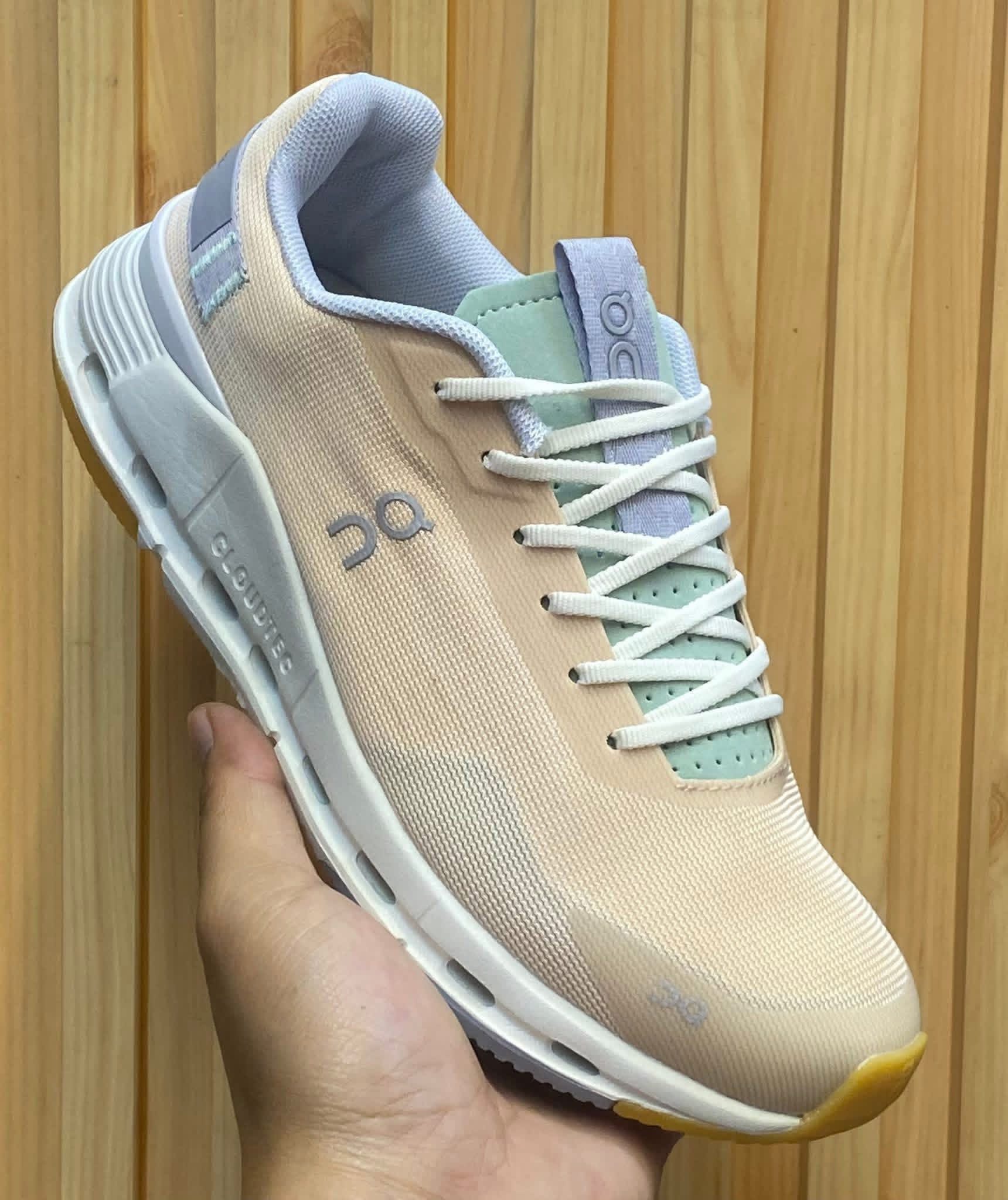 On Cloudnova Form 2 light yellow