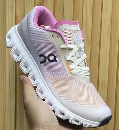 On Cloud 6 white pink Sneakers