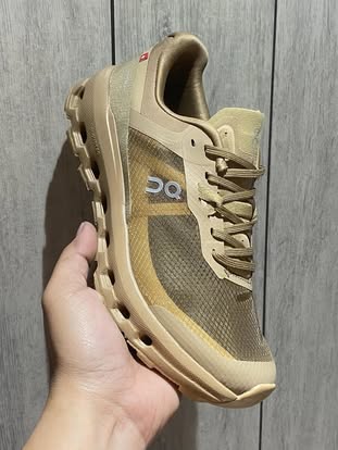 On Cloudvista 2 Brown Sneakers