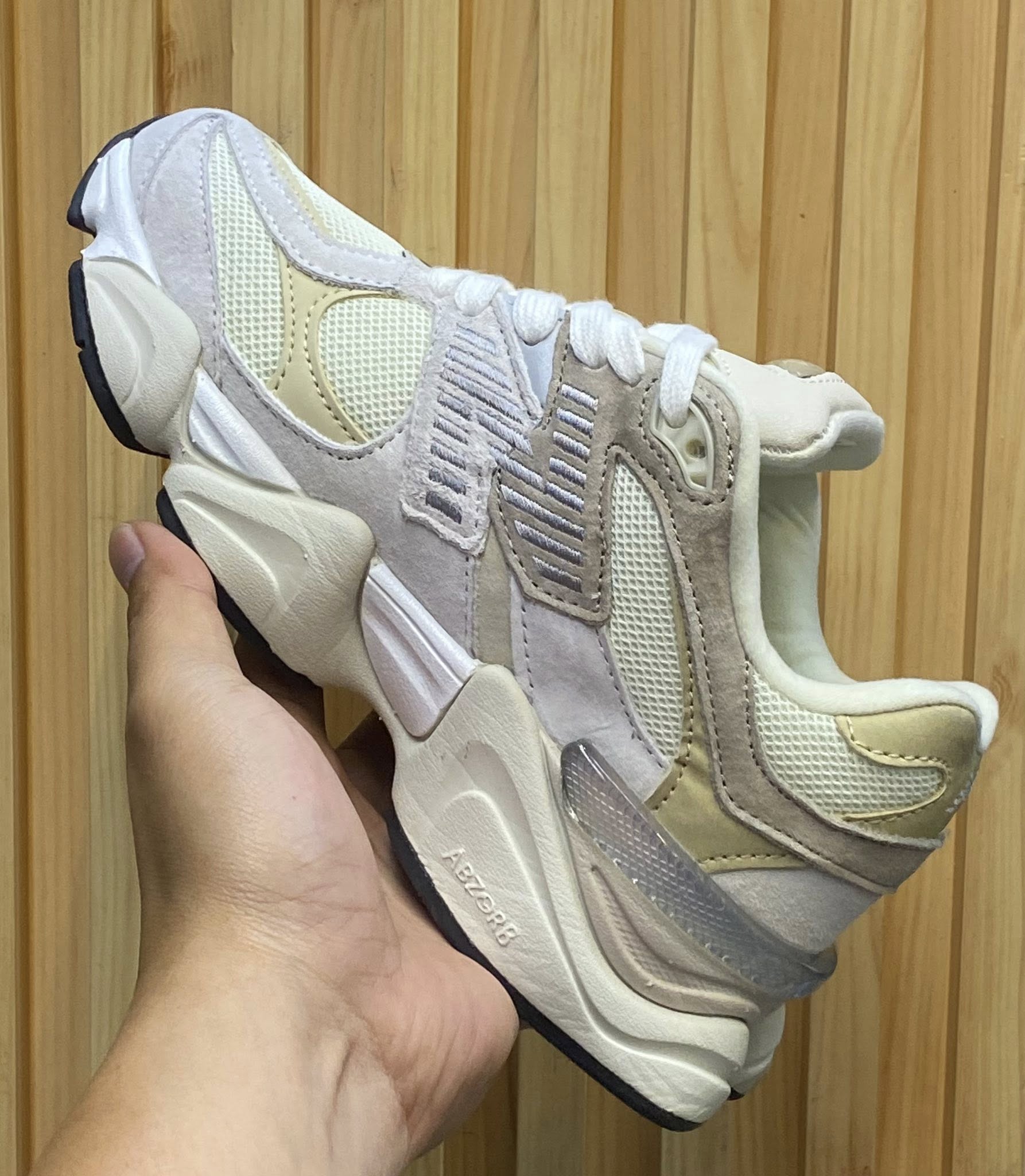 New Balance 9060 white yellow Sneakers