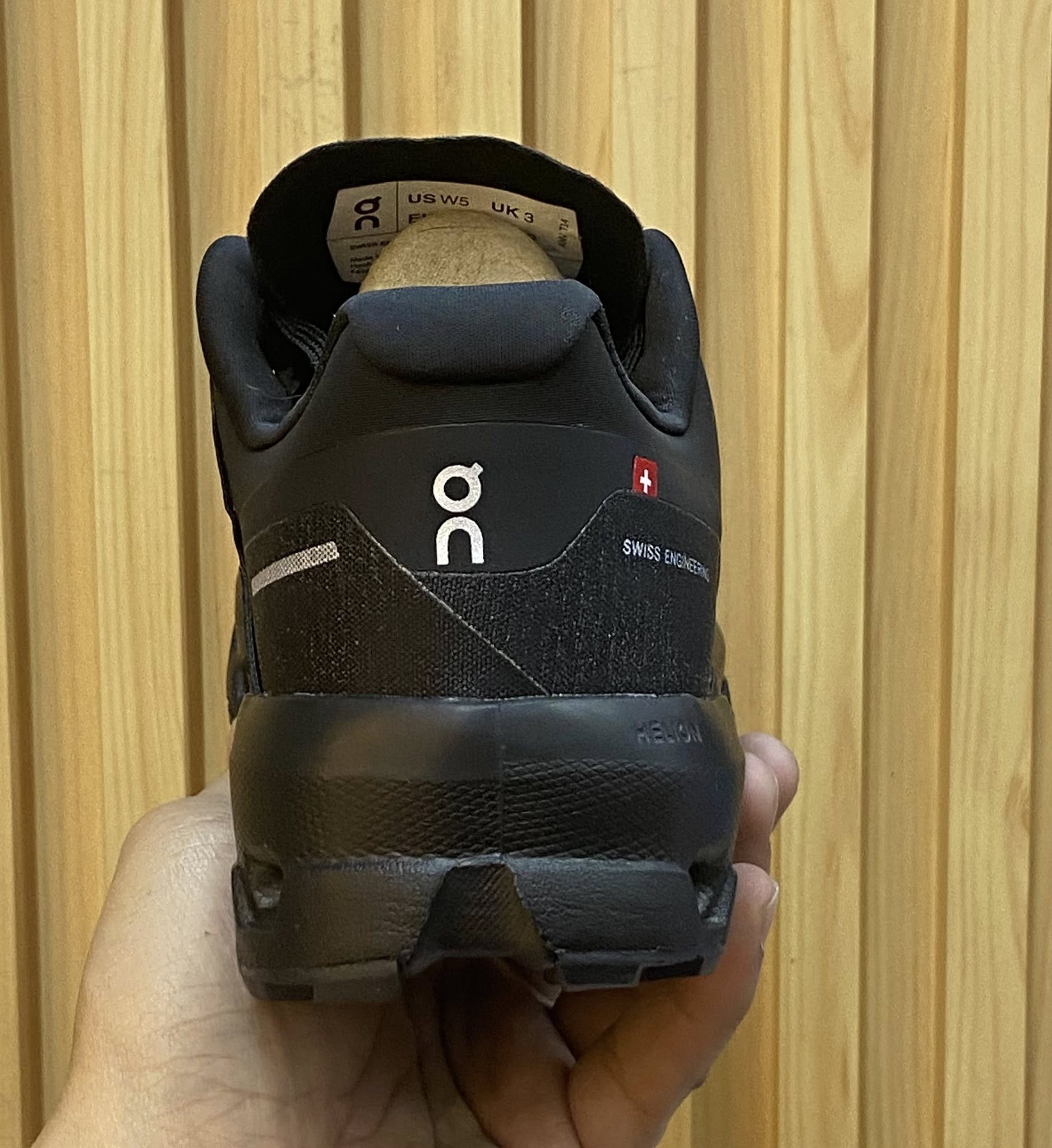 On Cloudvista 2 Black Sneakers