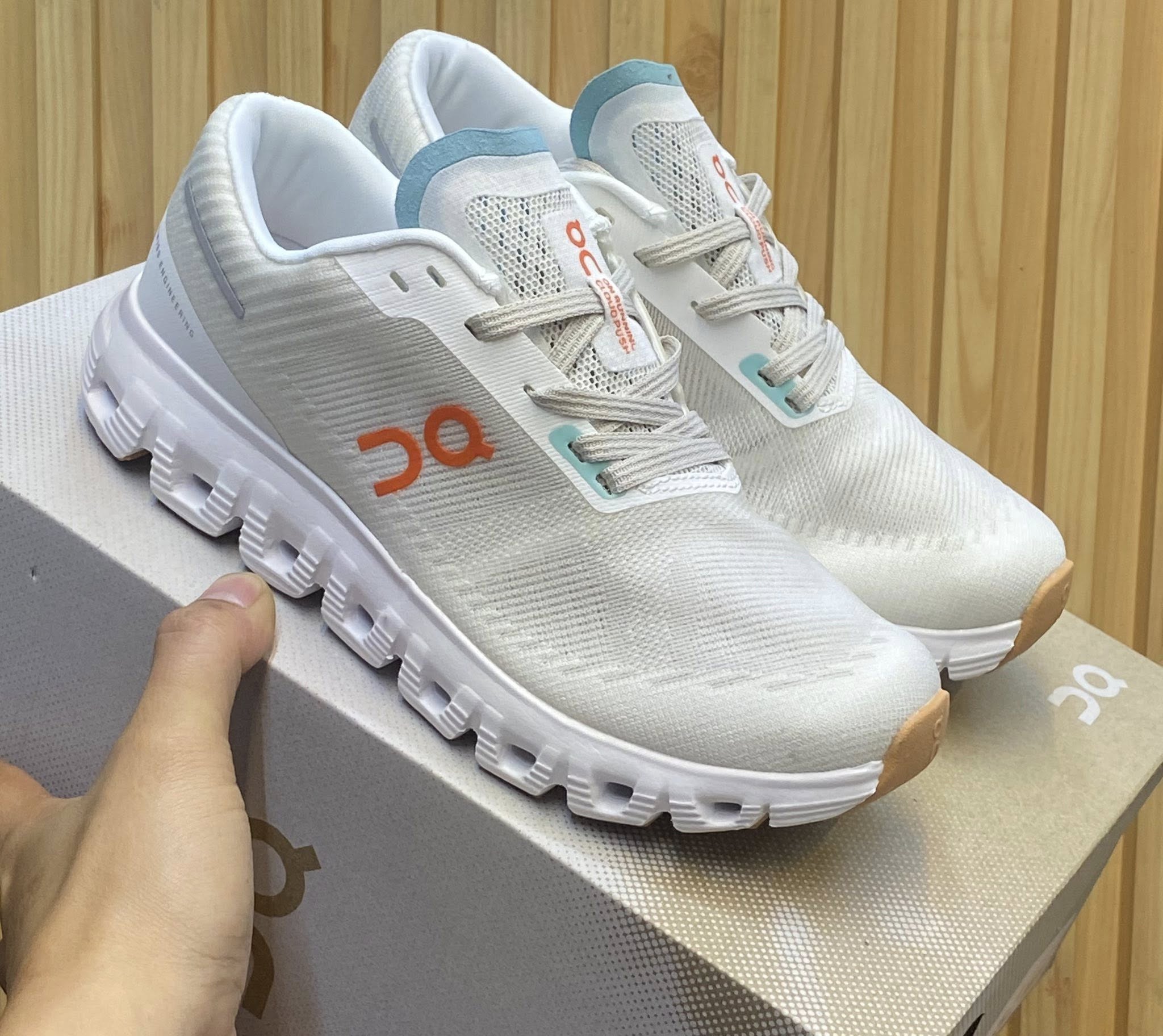 On Cloud 6 white light blue Sneakers