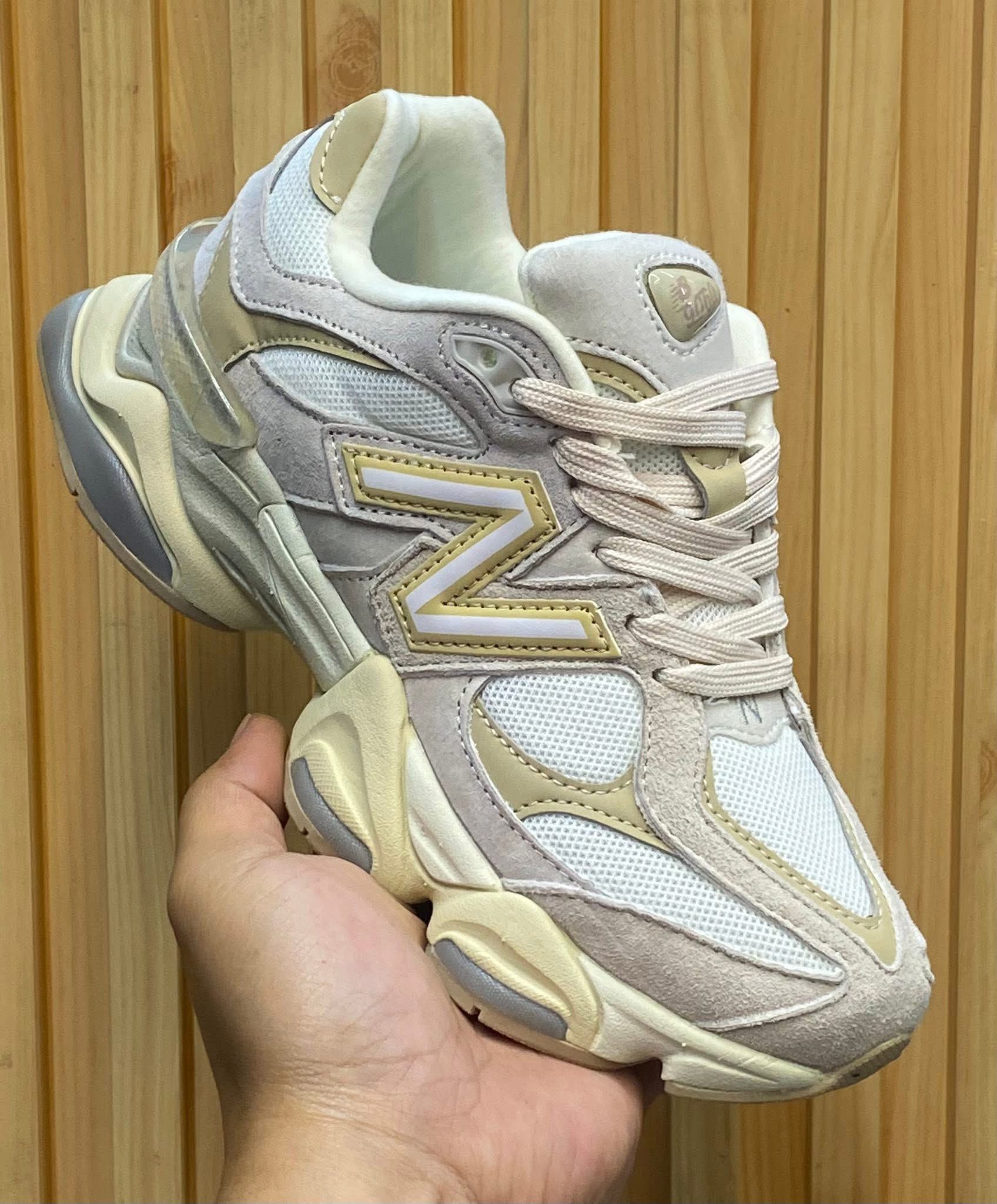 New Balance 9060 light yellow Sneakers