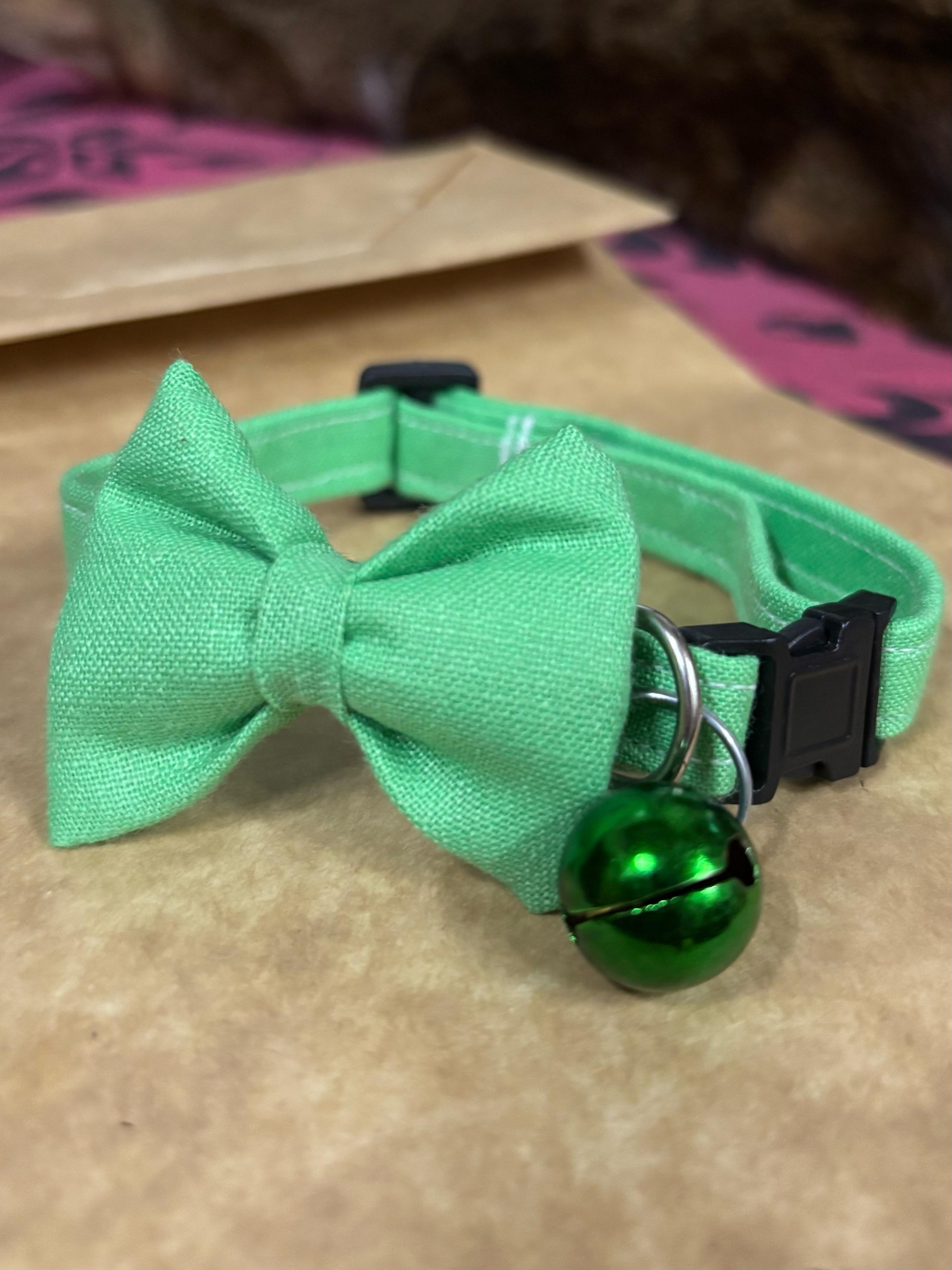 Paws-tachio Handmade Cat collar with Bow