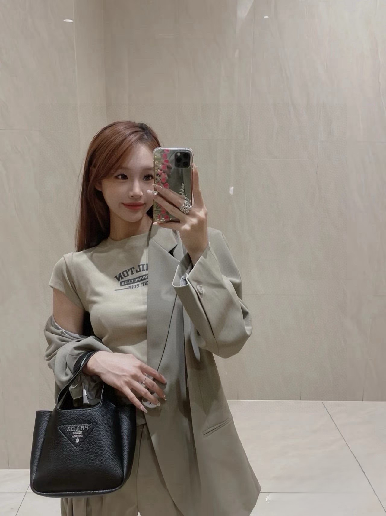 Prada Black leather tote bag [504048]