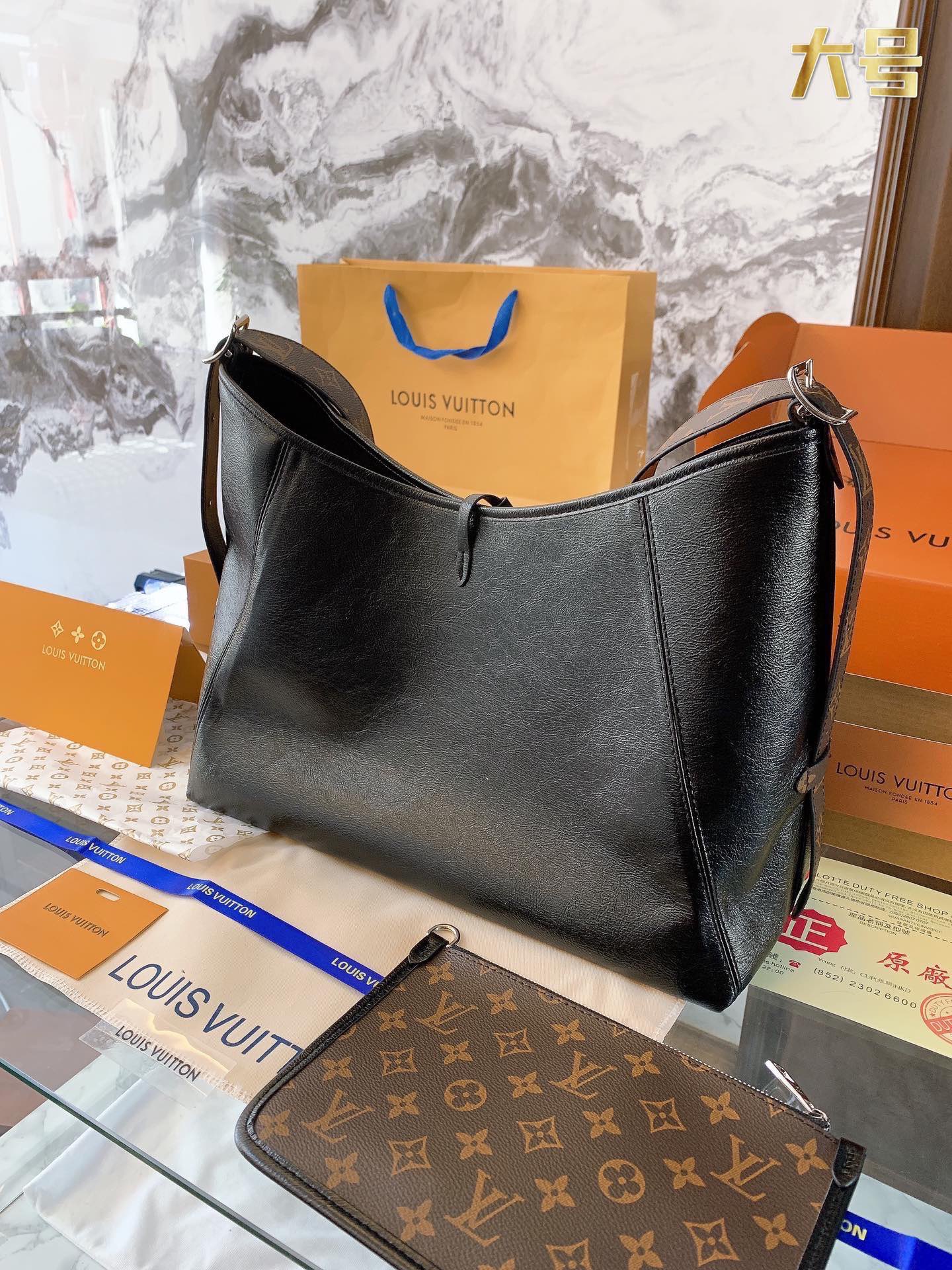 LV Carryall Dark [504533]