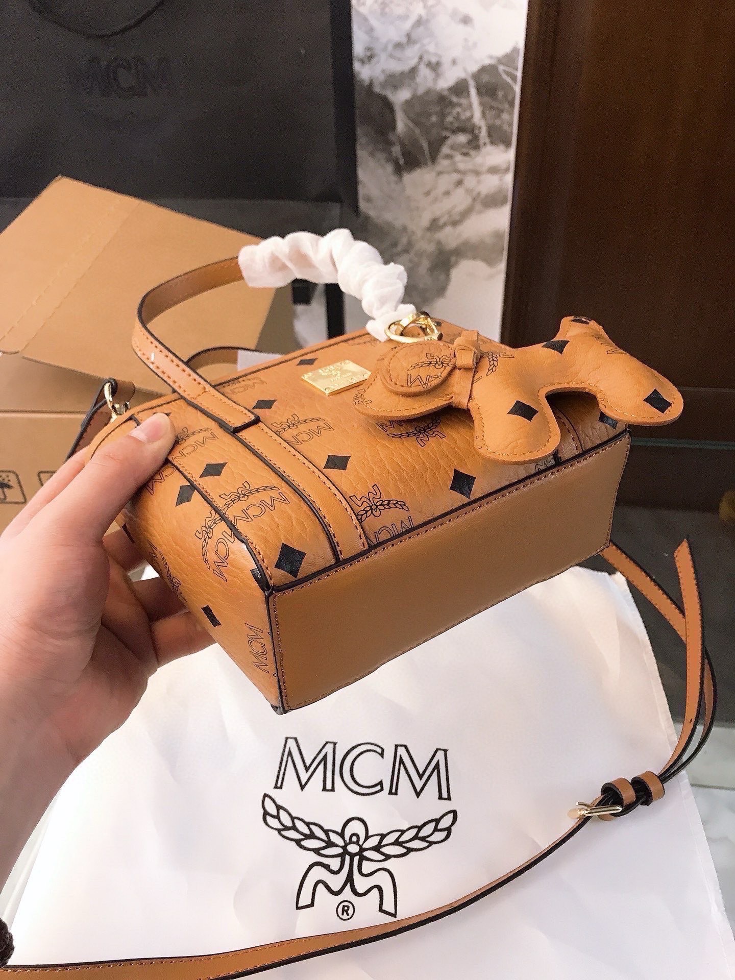 MCM Mini Bag Brown [504515]