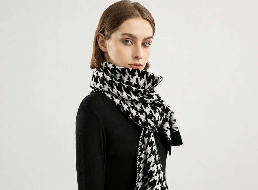 100% Pure Cashmere Houndstooth Scarf