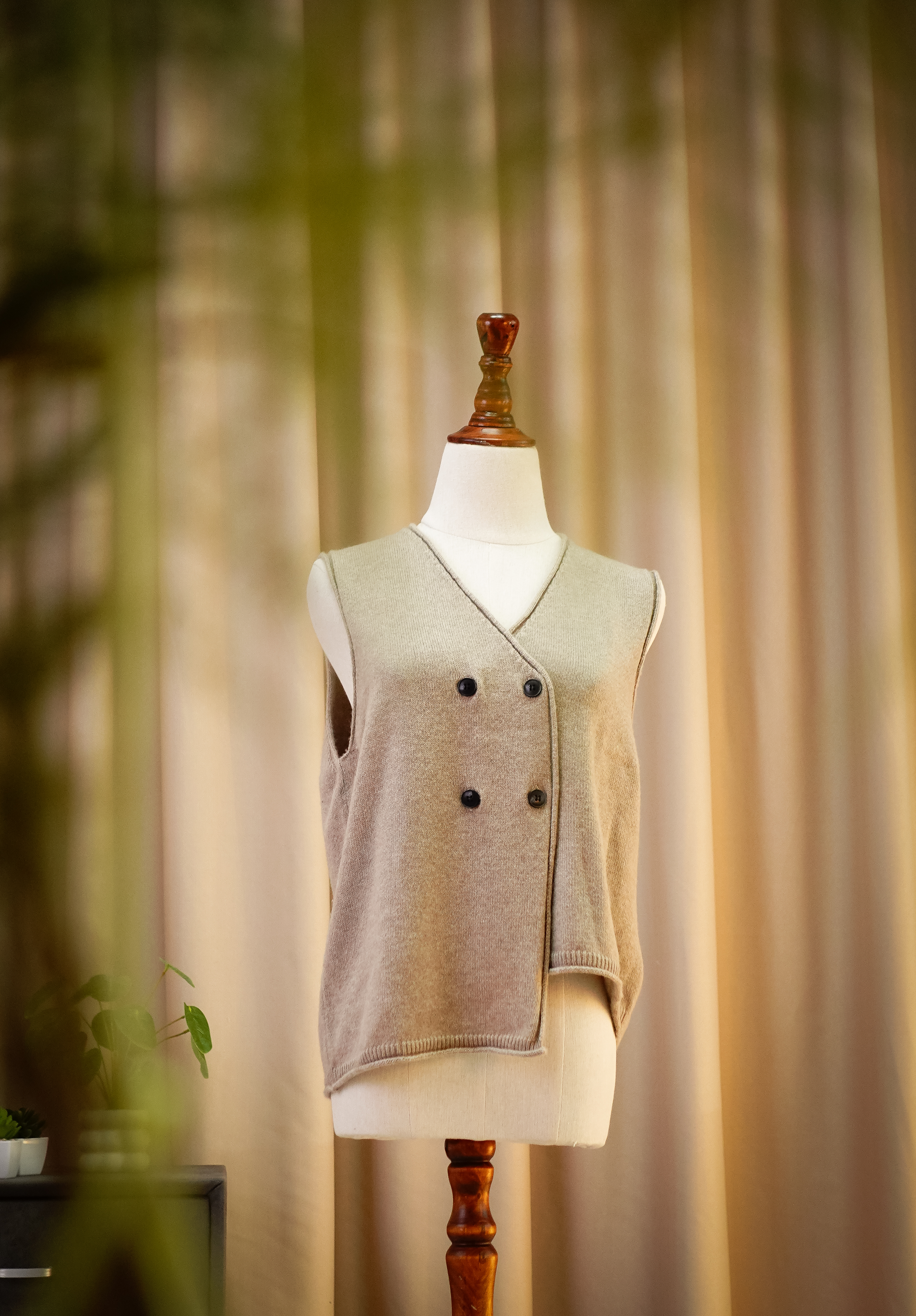 100% Pure Cashmere Wrap-Style Asymmetric Knit Vest