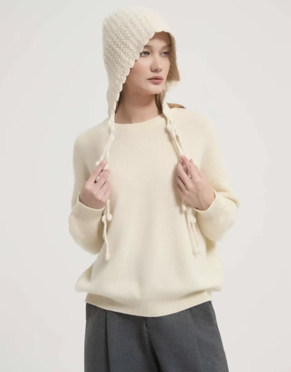 100% Pure Cashmere Hand-Knitted Bellflower Bonnet Hat
