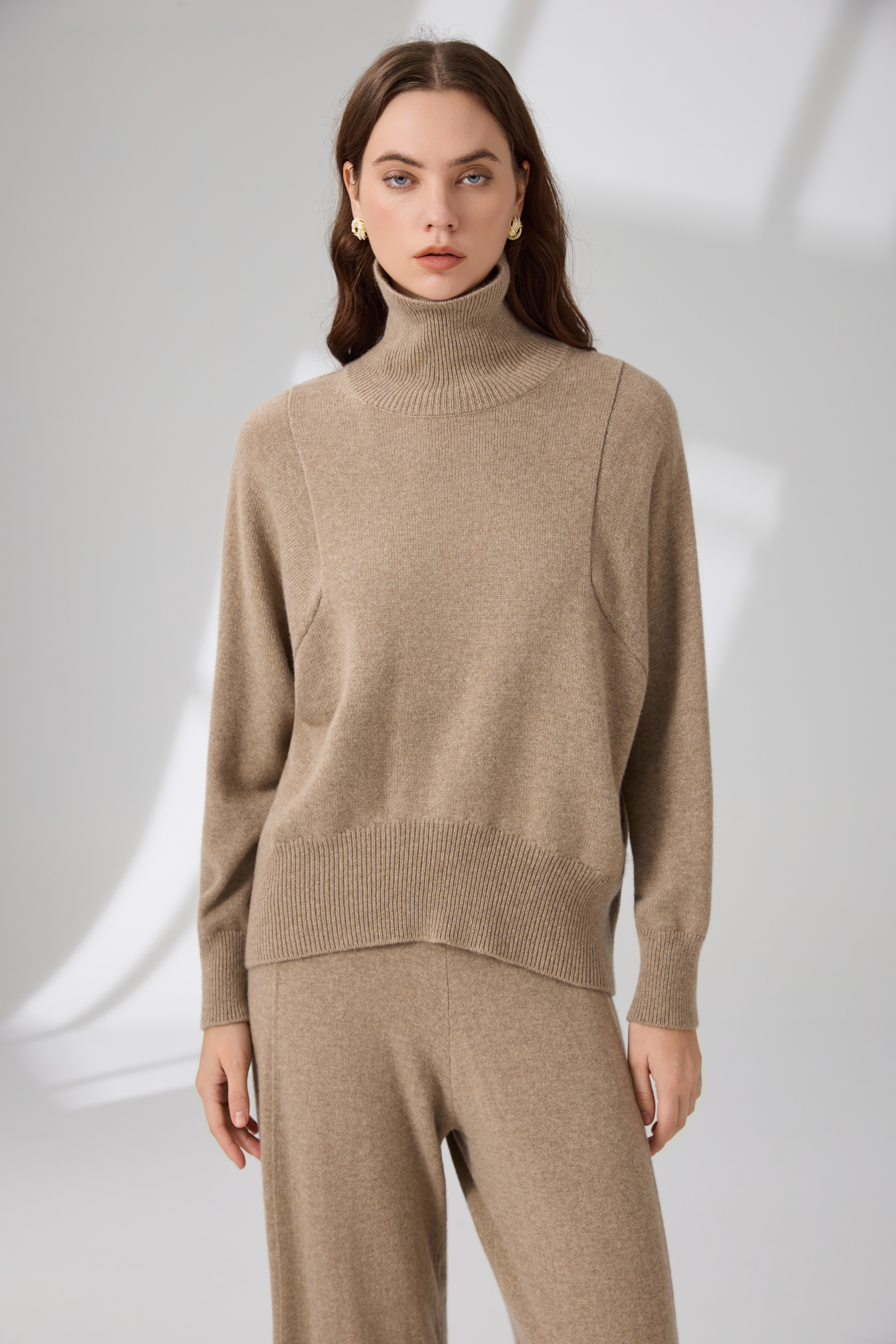 Designer Signature 100% Pure Cashmere Turtleneck Sweater