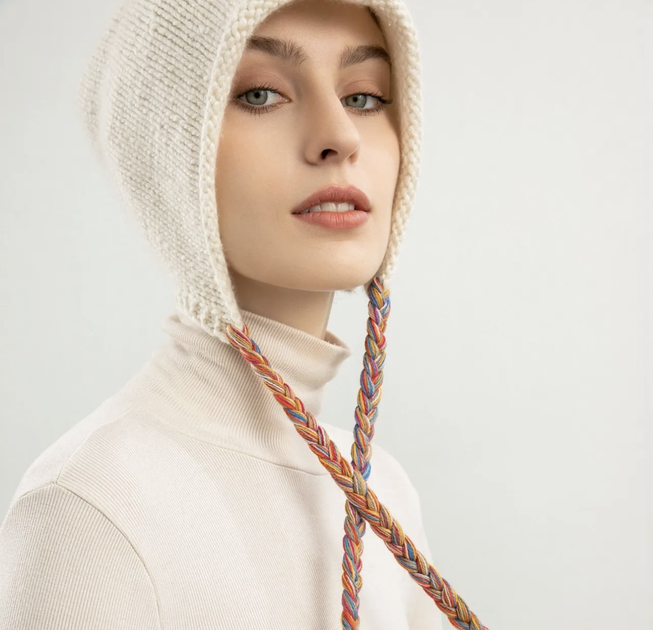 100% Pure Cashmere Hand-Knitted Rolled-Brim Bonnet Hat