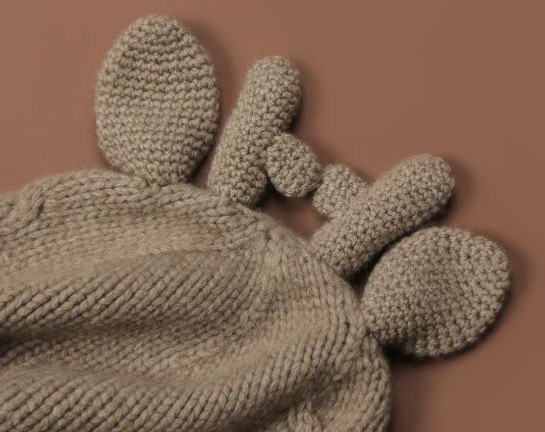 100% Pure Cashmere Hand-Knitted Deer Hat for Kids & Small Adults