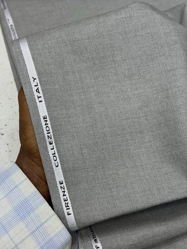 Tissu italien bleu marine