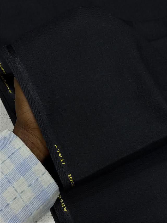 Tissu italien bleu marine