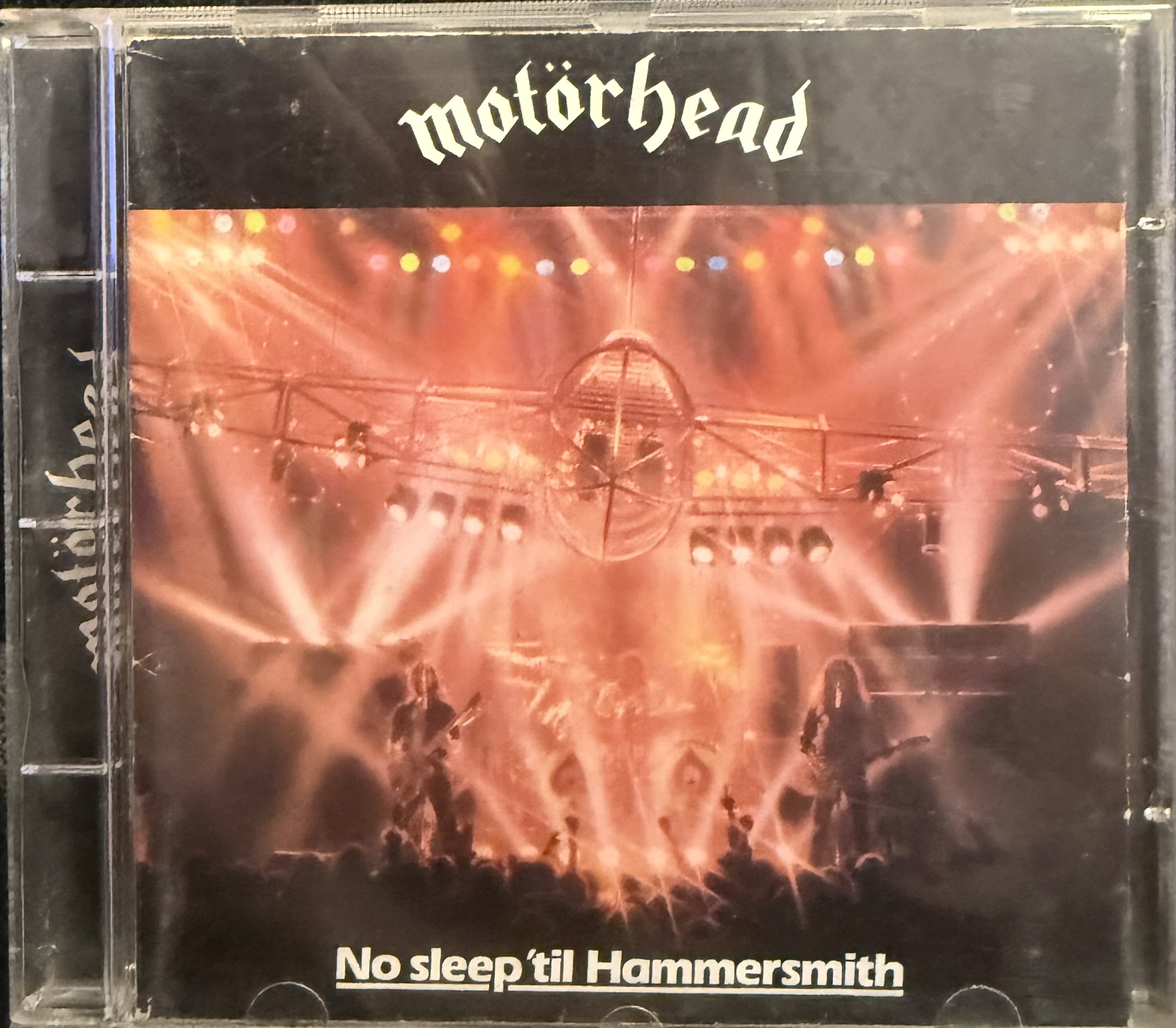 MOTÖRHEAD