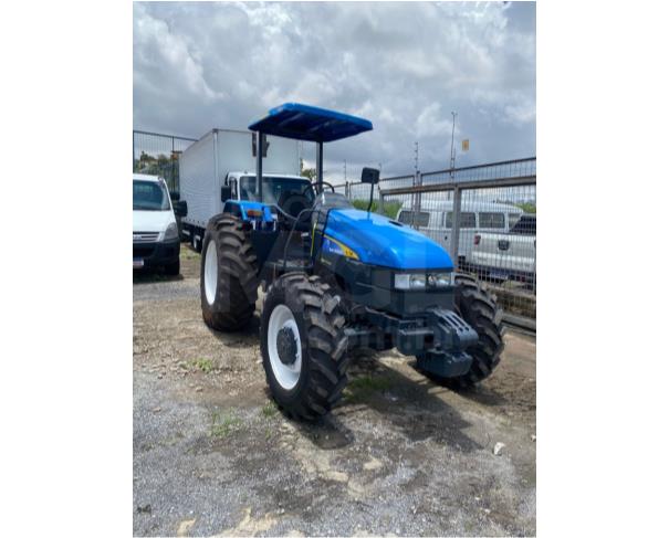 TRATOR DE PNEUS NEW HOLLAND TL 75 ANO 2012 COM 12.900H