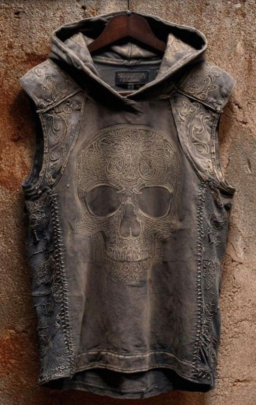 Skull Print Sleeveless Hoodie