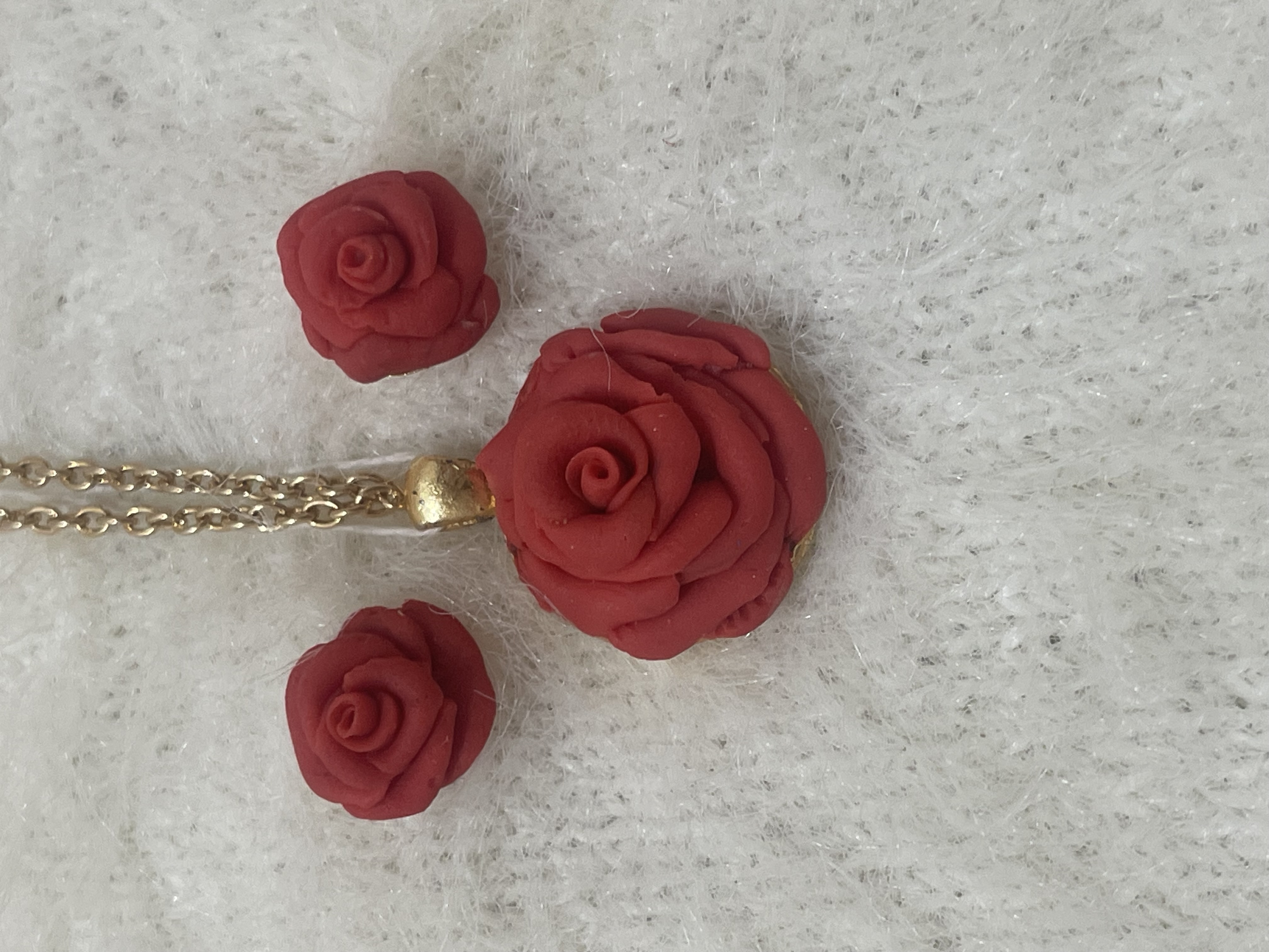 Patels of Clay Pendant  Set 