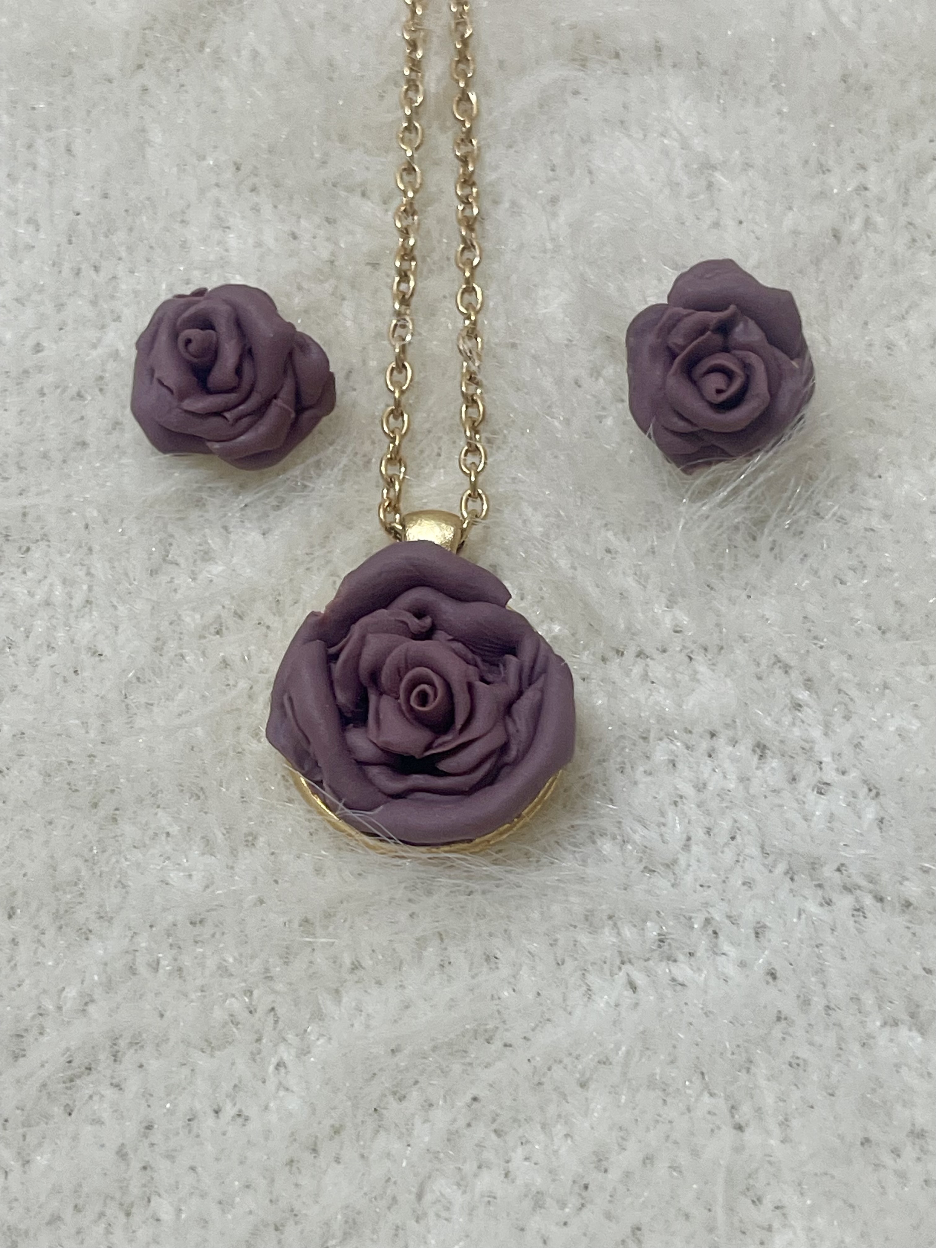 Patels of Clay Pendant  Set 