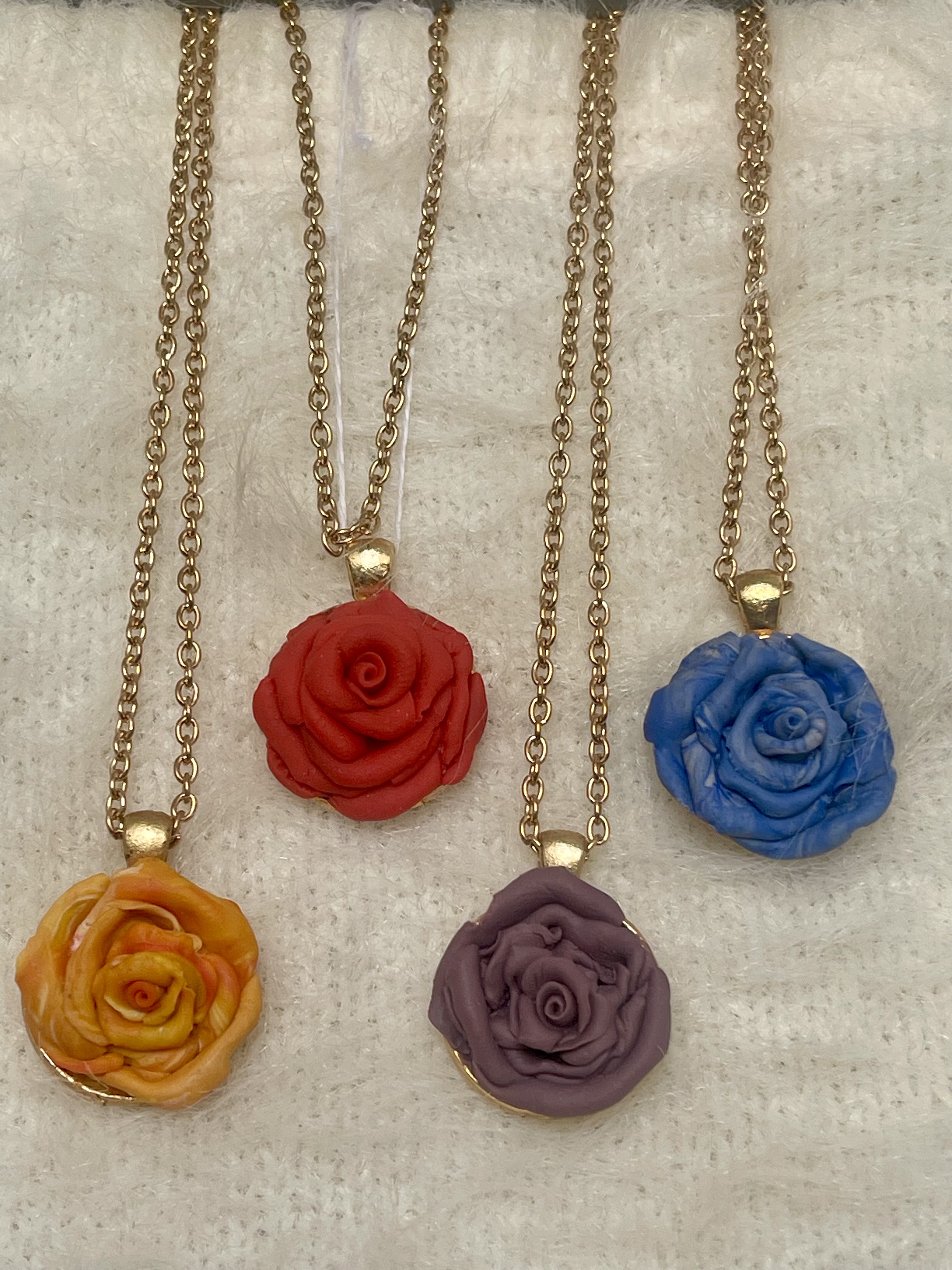 Rose Pendant Necklace