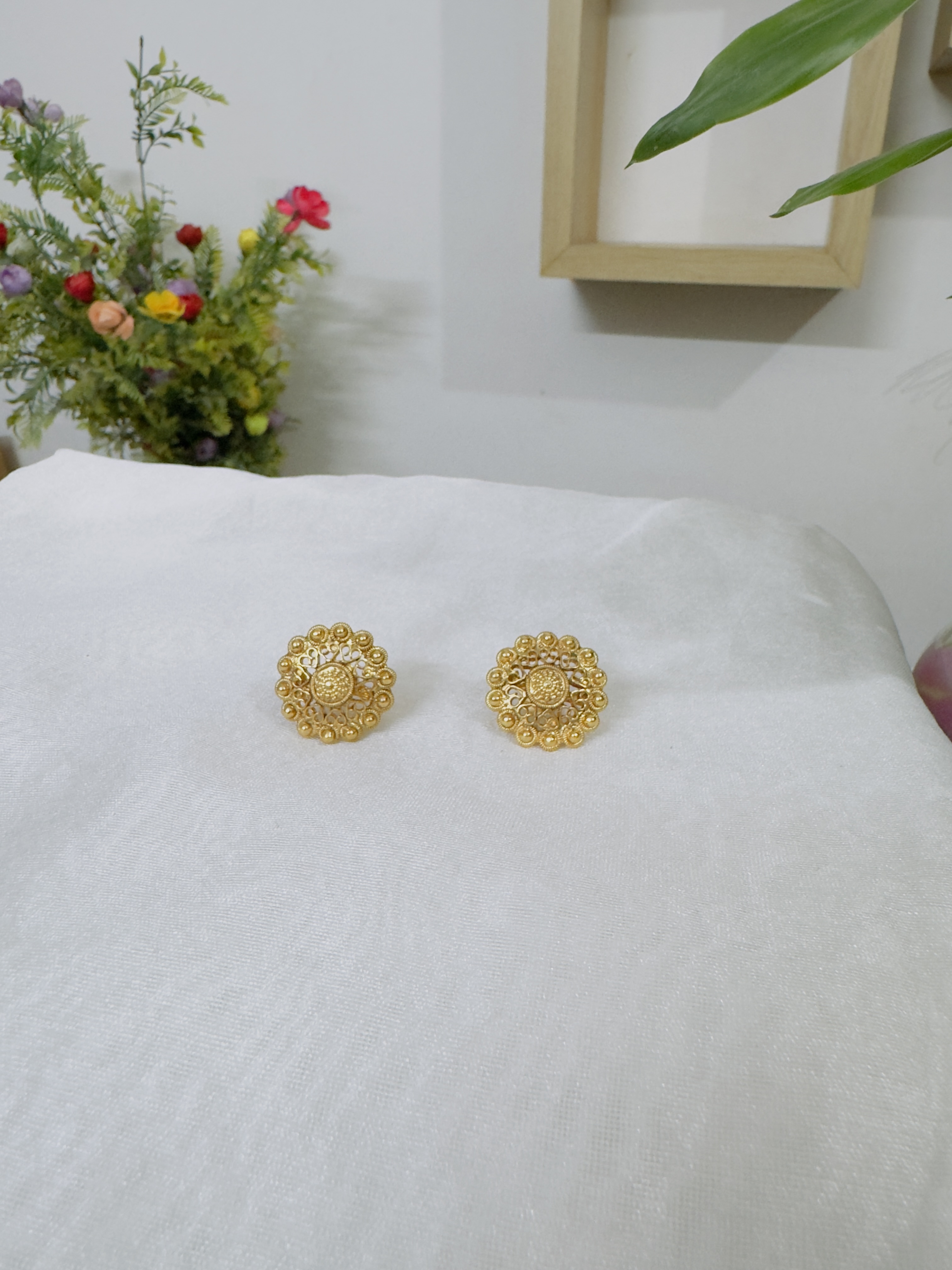 Antique Gold Look Earrings 