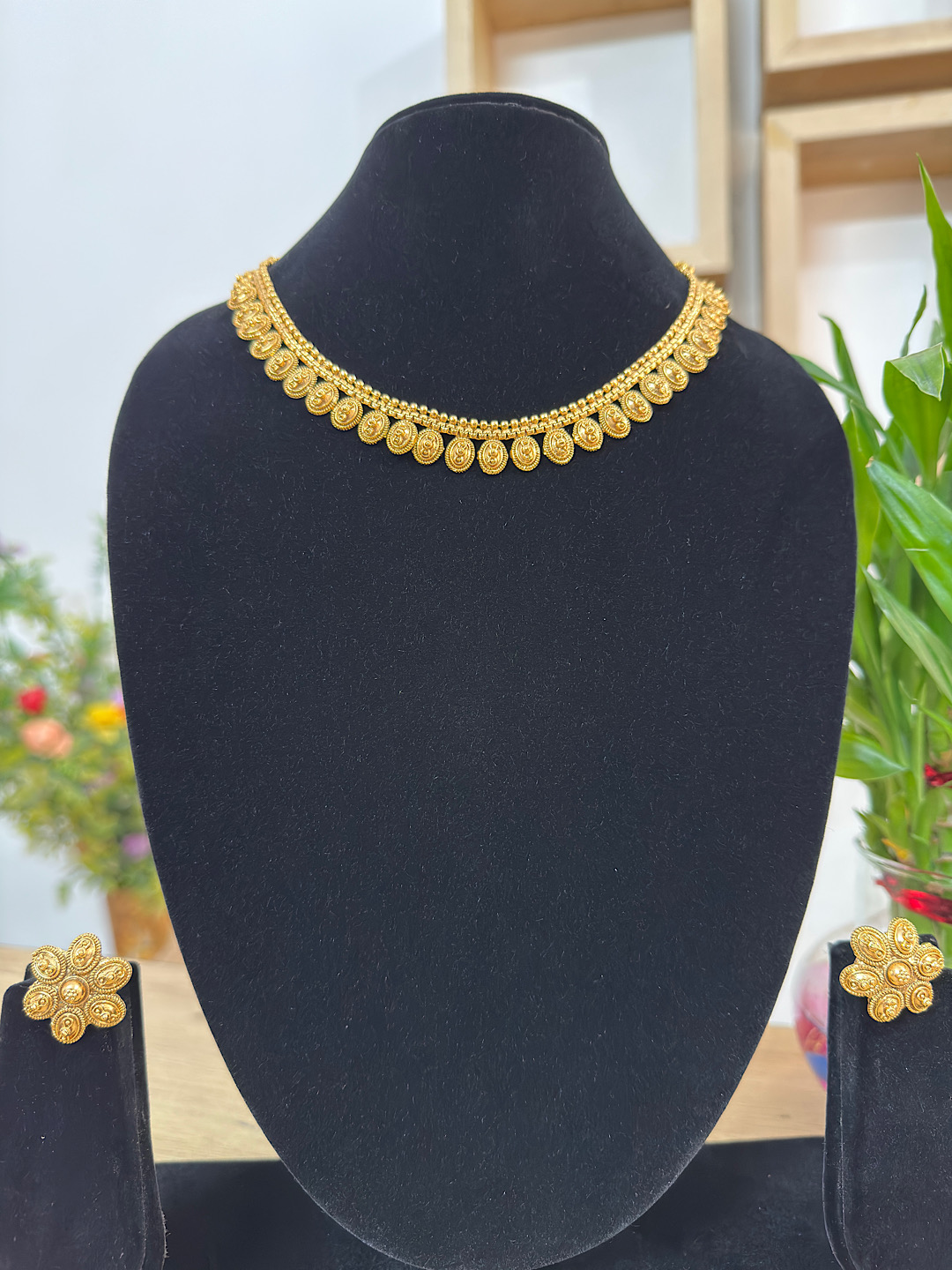 Antique Gold Look Necklace 