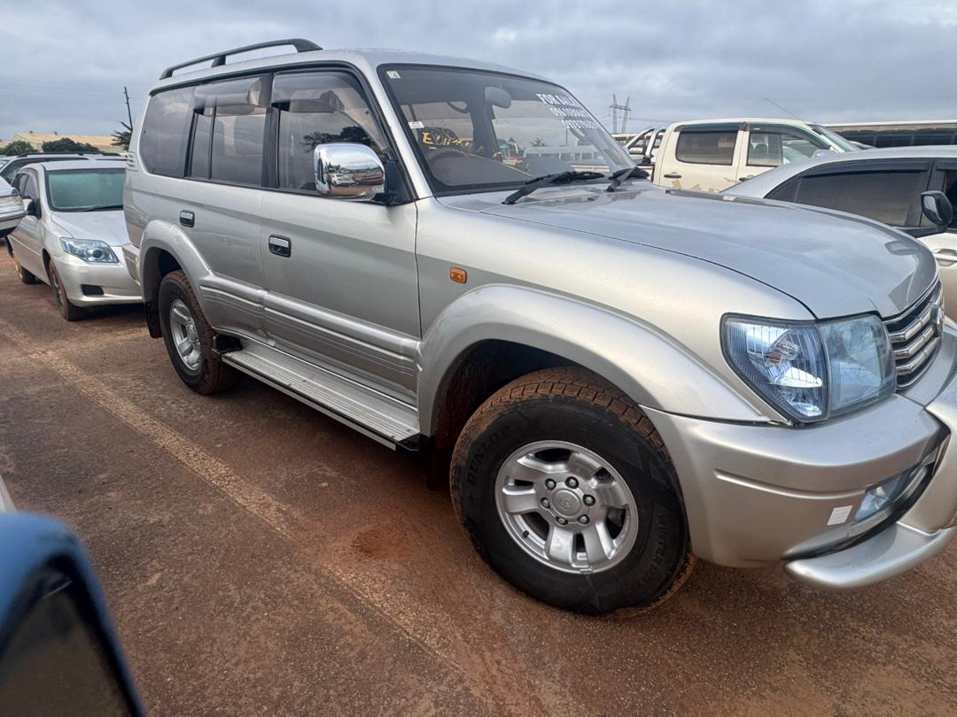 Toyota Land Cruiser Prado (J90 Series)