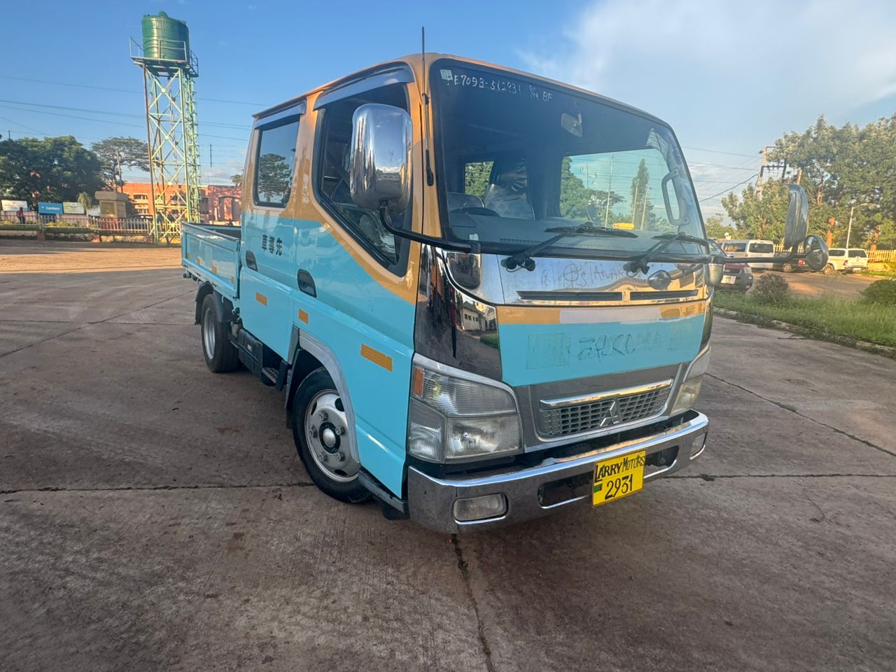 Light Duty Flatbed Truck