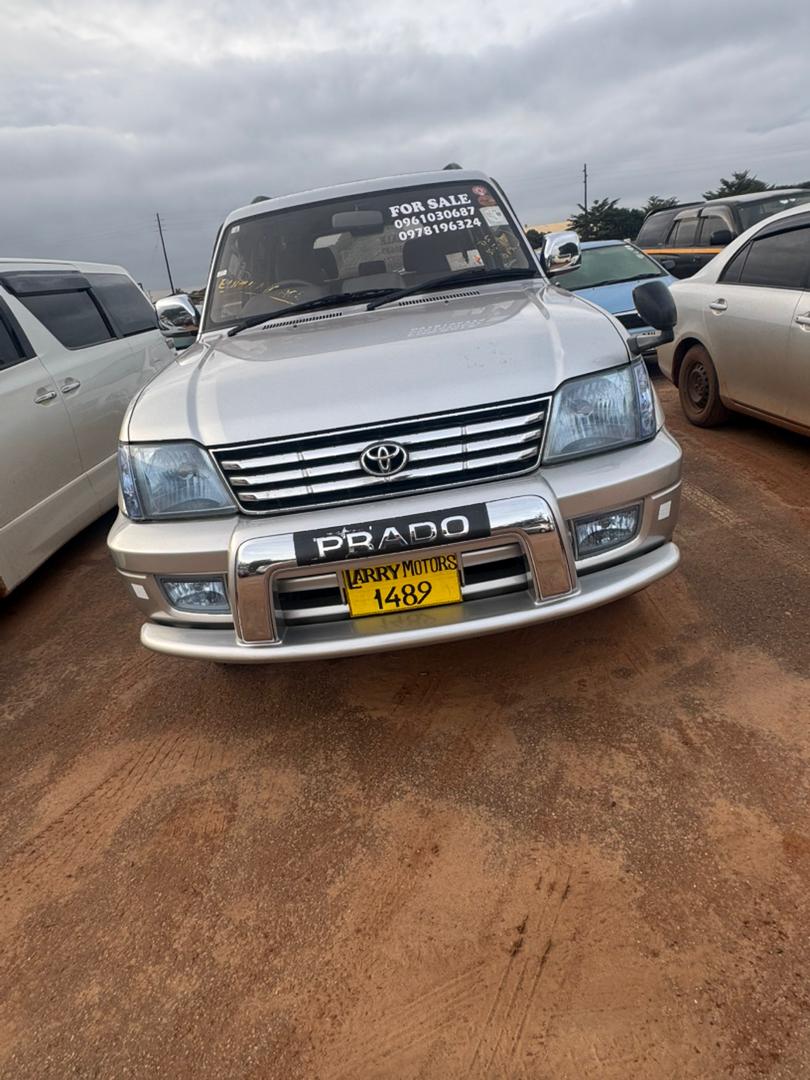 Toyota Land Cruiser Prado (J90 Series)